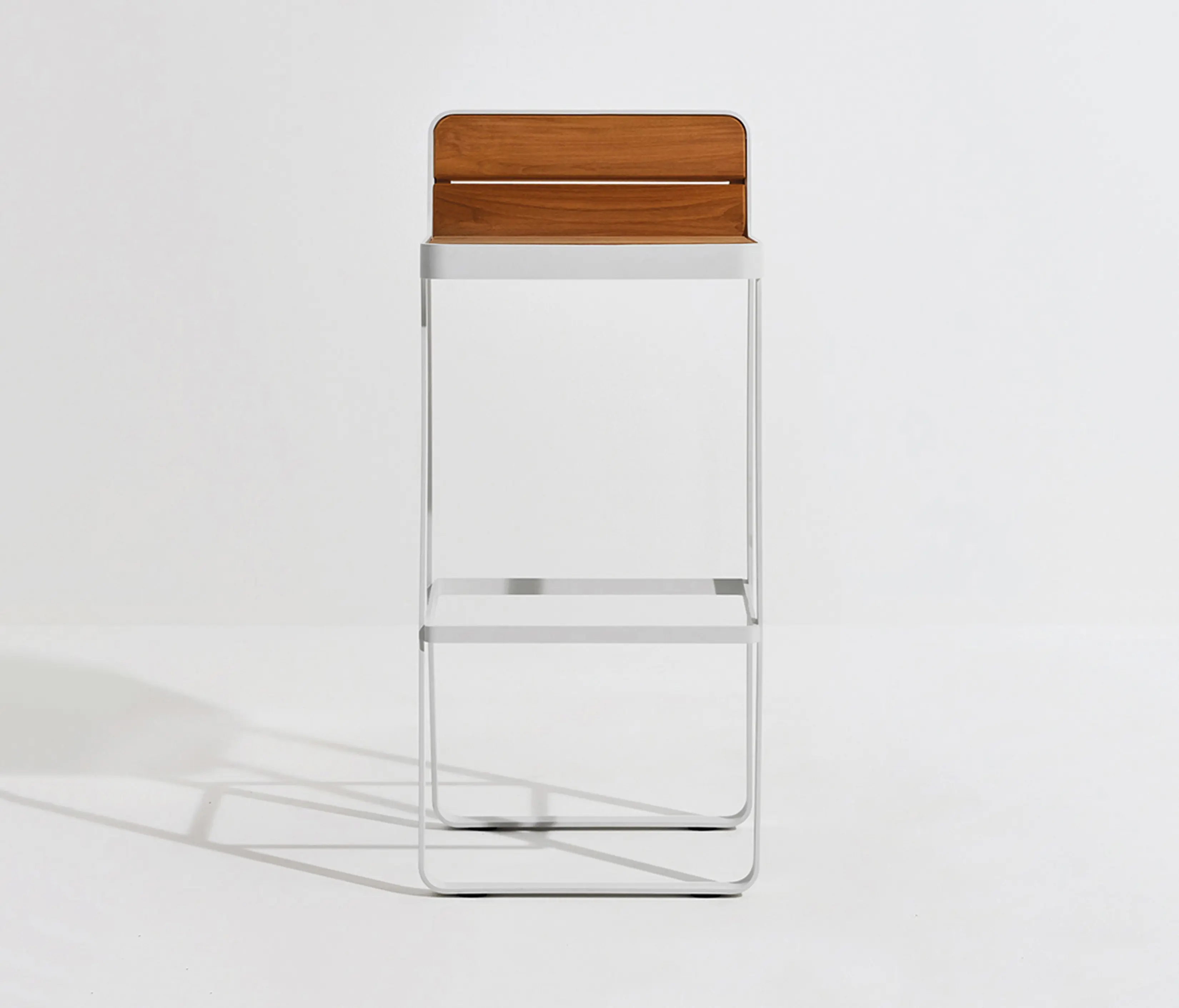 Terraforma - Makemake | Stool (Teak)