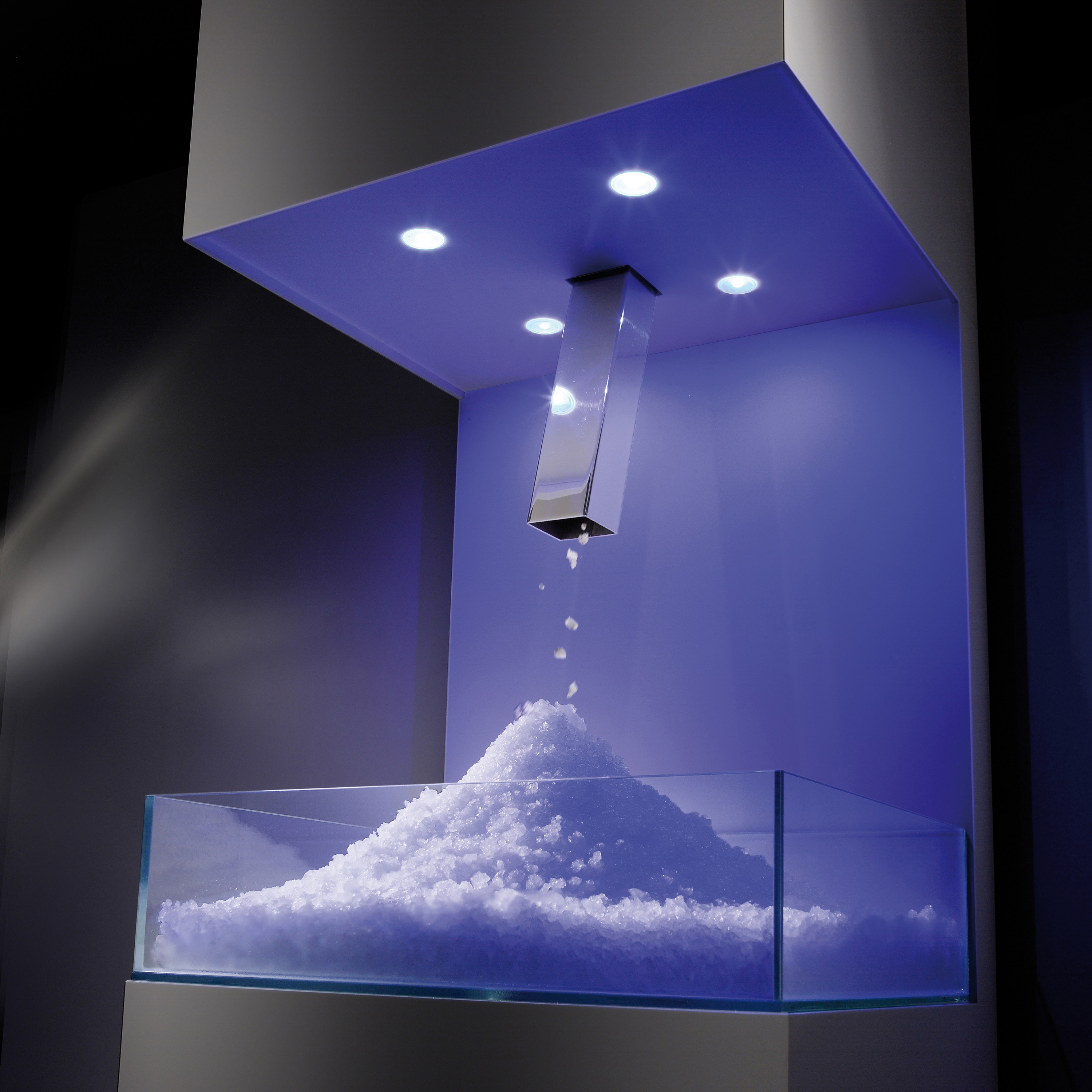 Display product Ice Fountain from manufacturer Carmenta | The Wellness Industry