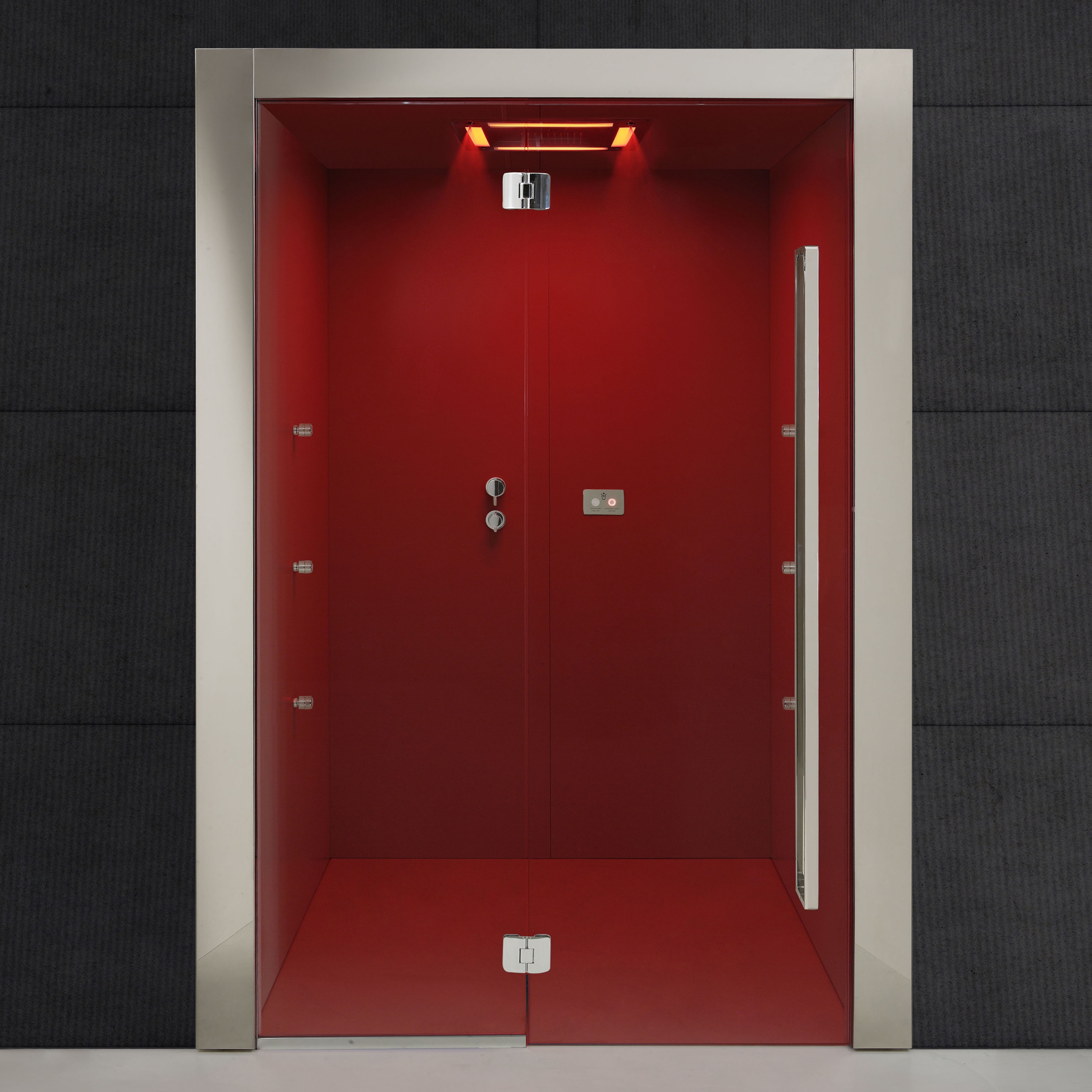 Display product Experience Shower from manufacturer Carmenta | The Wellness Industry