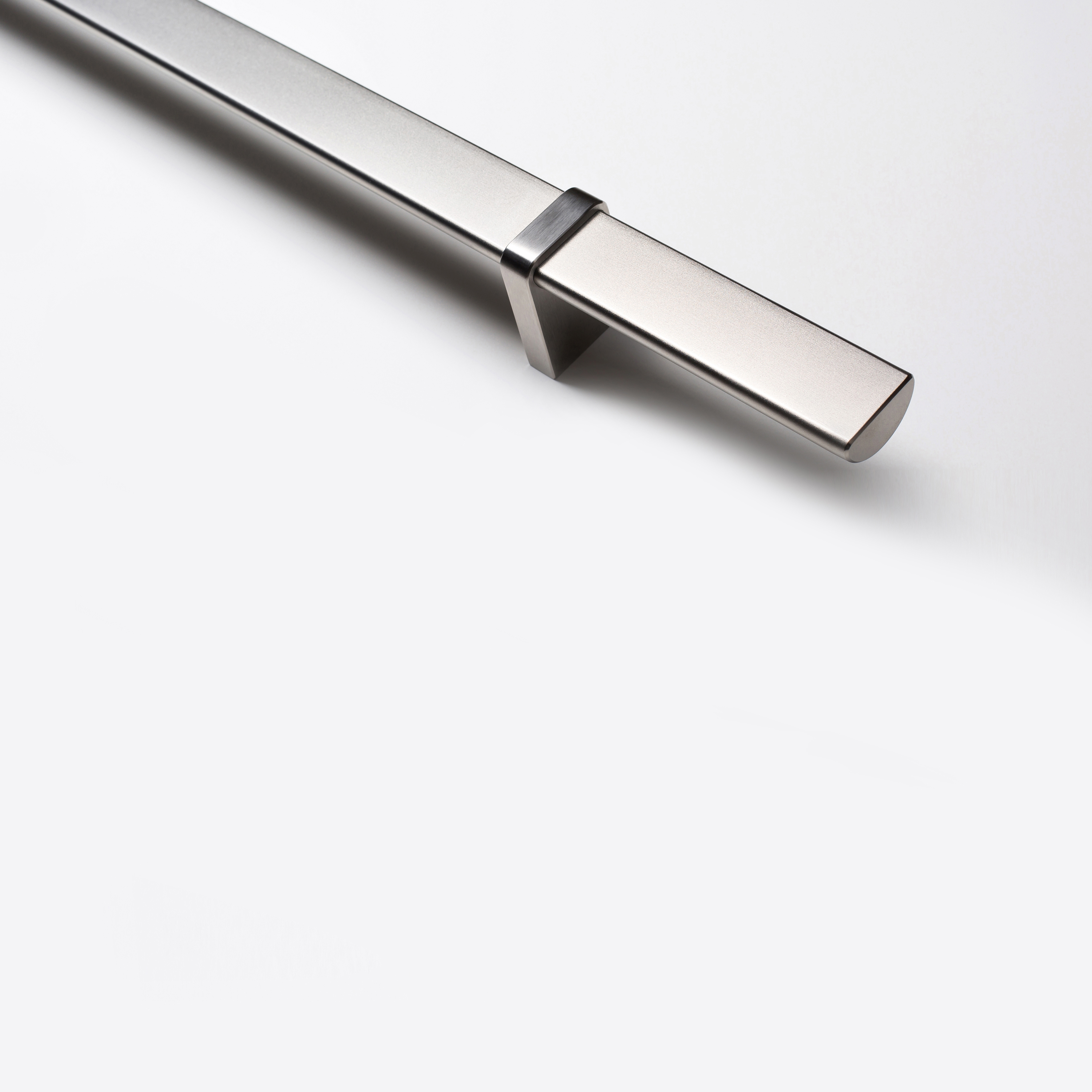 SYSTEM BAR HANDLES