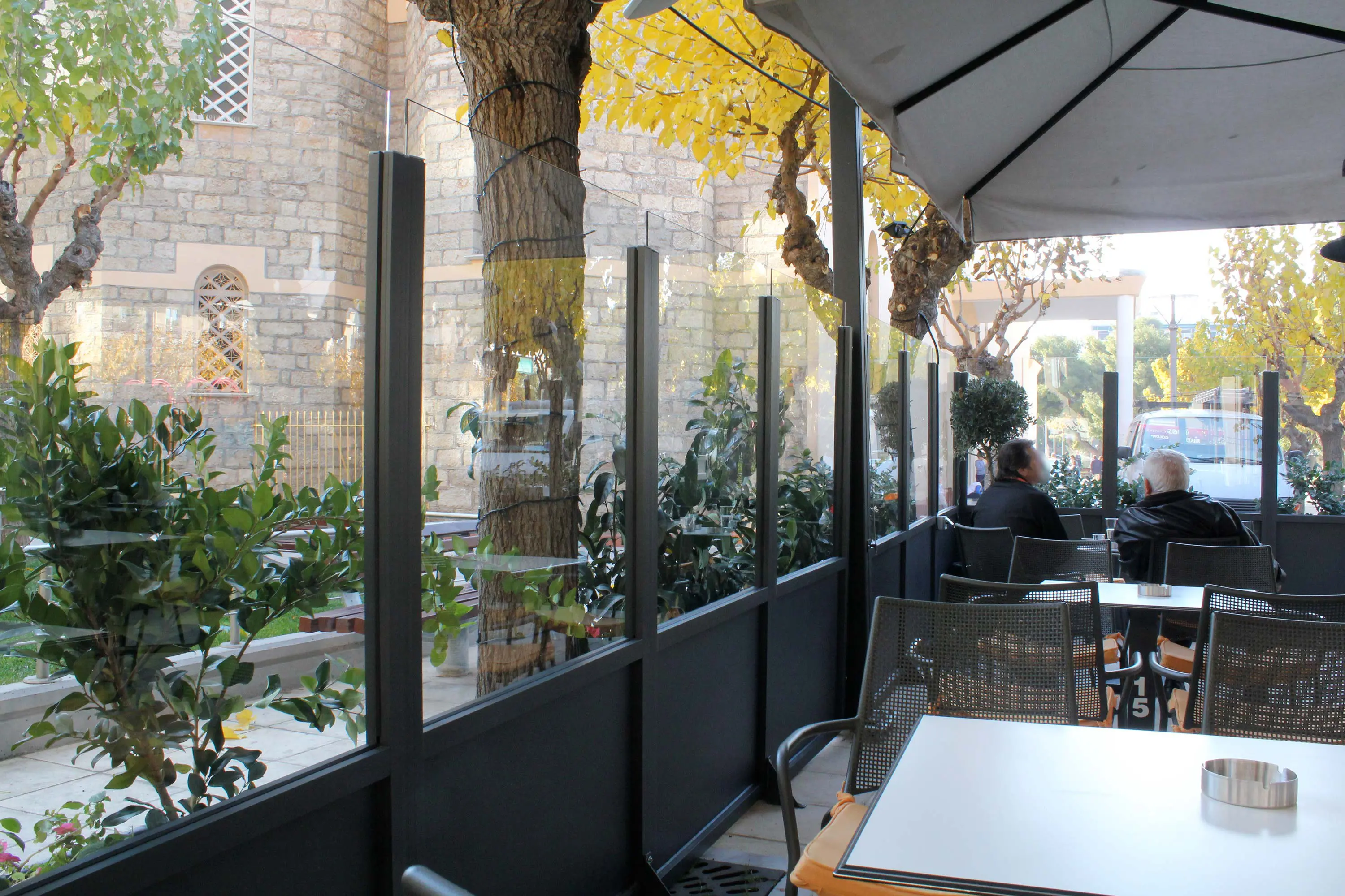 SUNBLOCK - Bistro Classic