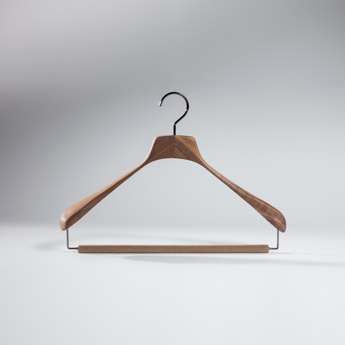 Mostra il prodotto Light Design Collection - American Walnut Wood | Davide del produttore Industrie Toscanini