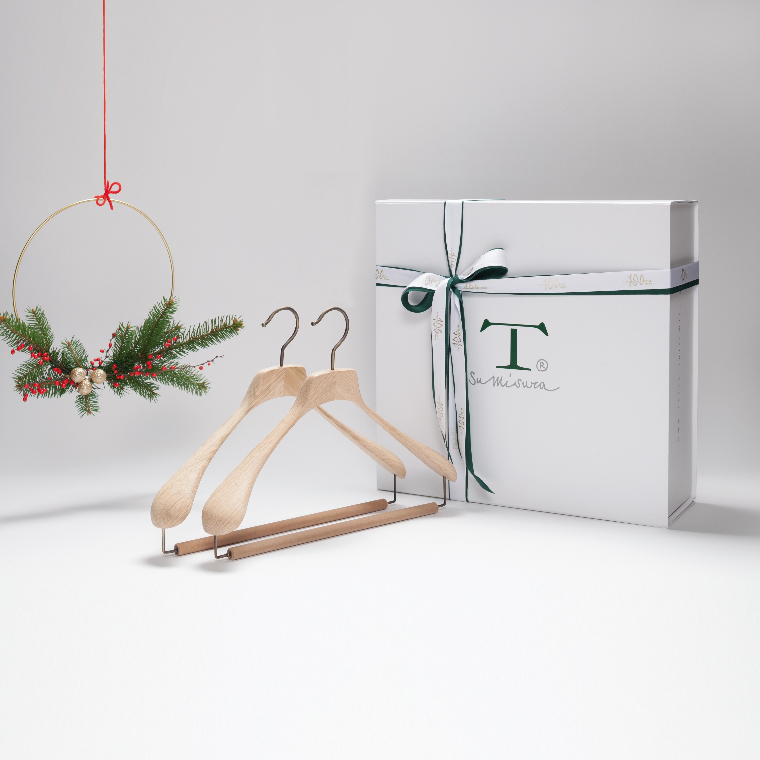 Mostra il prodotto Light Design Collection - Davide hanger del produttore Industrie Toscanini