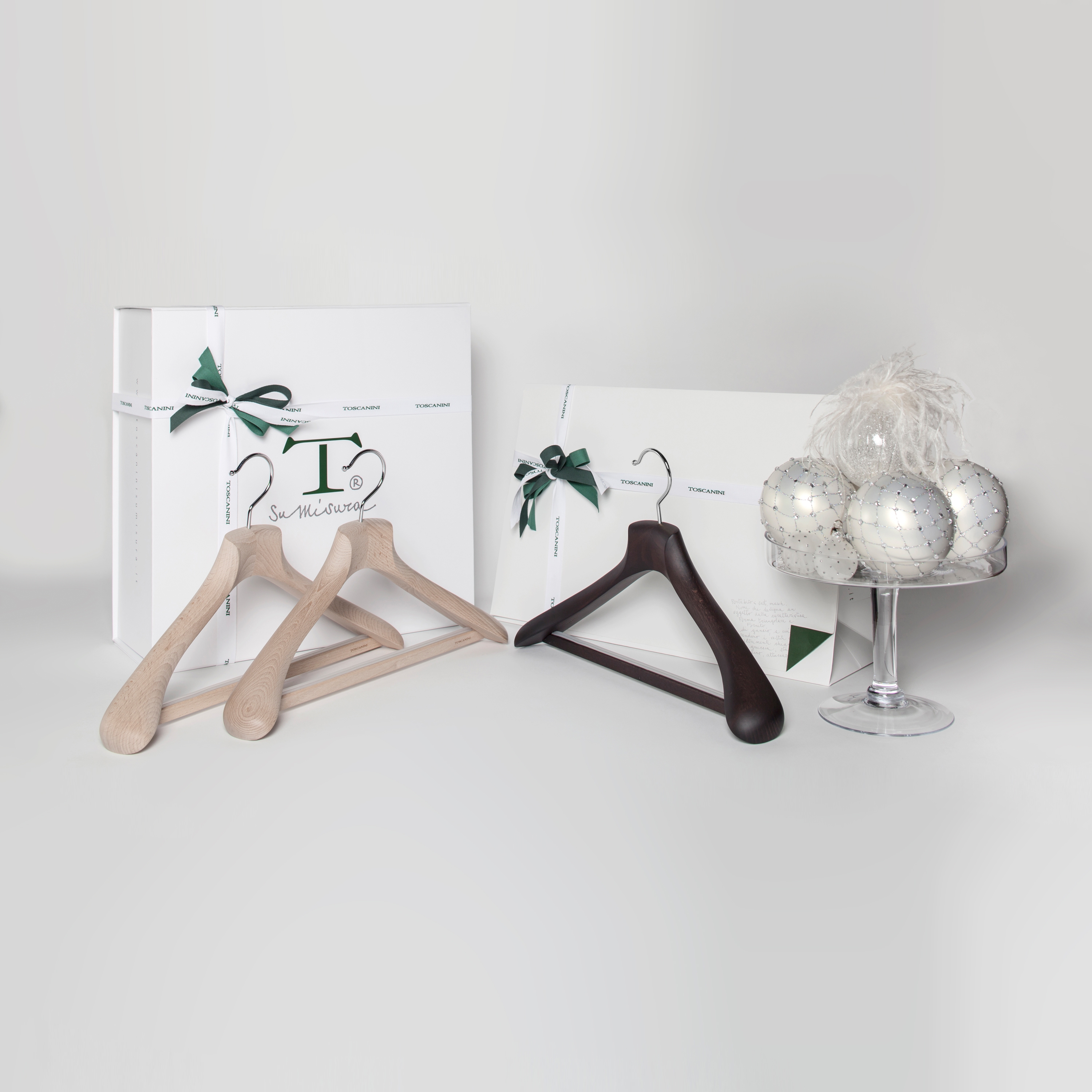 Produkt SuMisura Beech Wood Collection - Marcello Giacca hanger des Herstellers Industrie Toscanini anzeigen