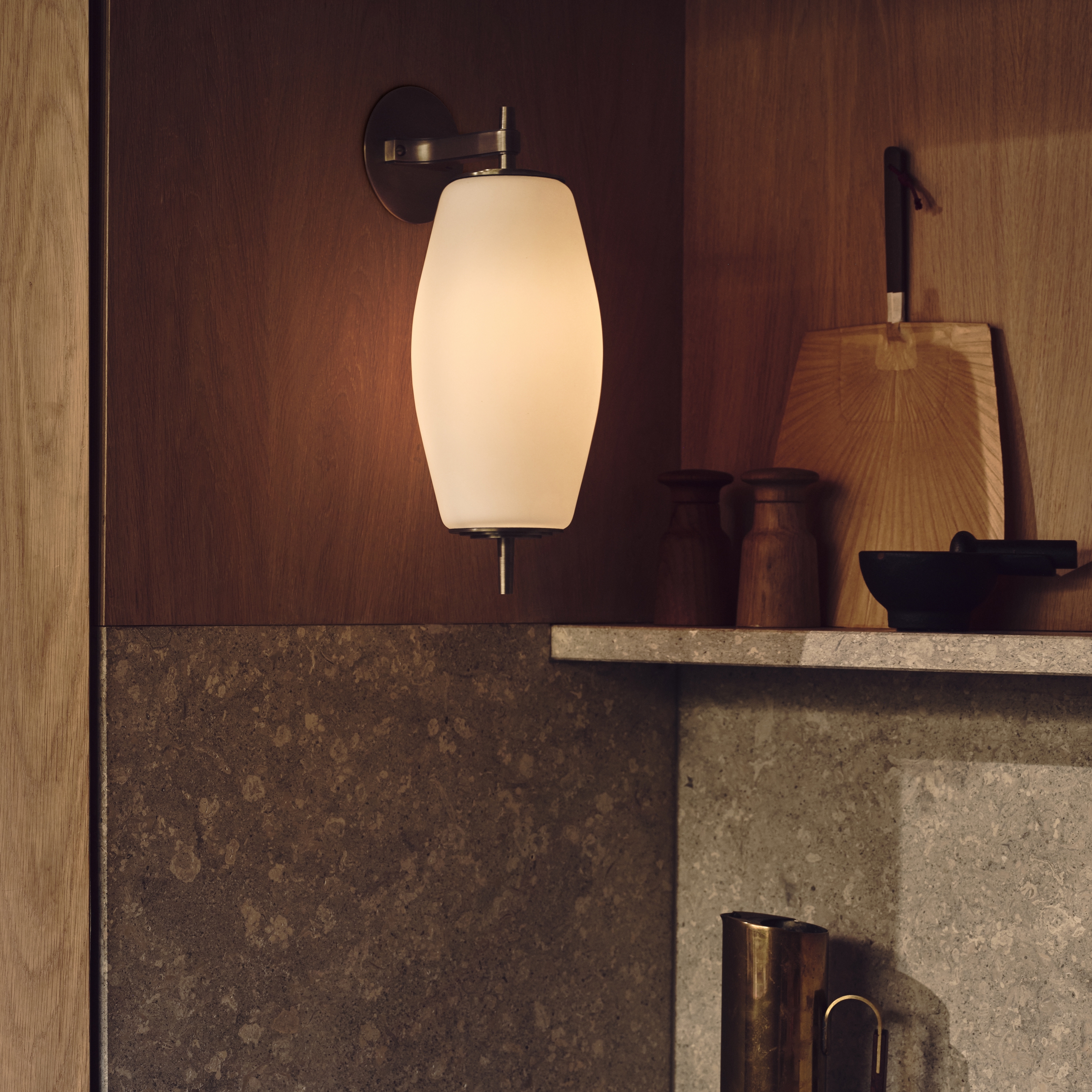 WALL LIGHTS