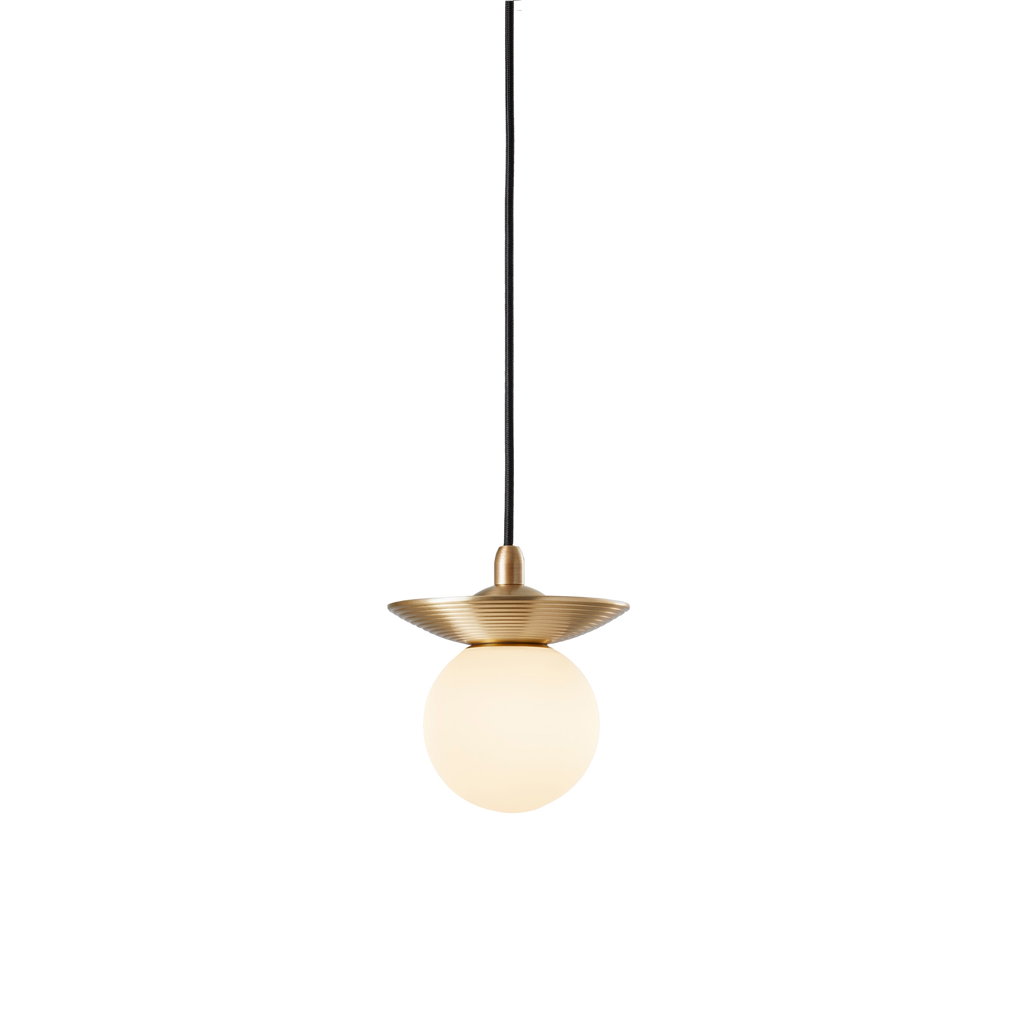 Produkt Orbit | Pendant - Ridged Satin Brass des Herstellers J. Adams & Co anzeigen