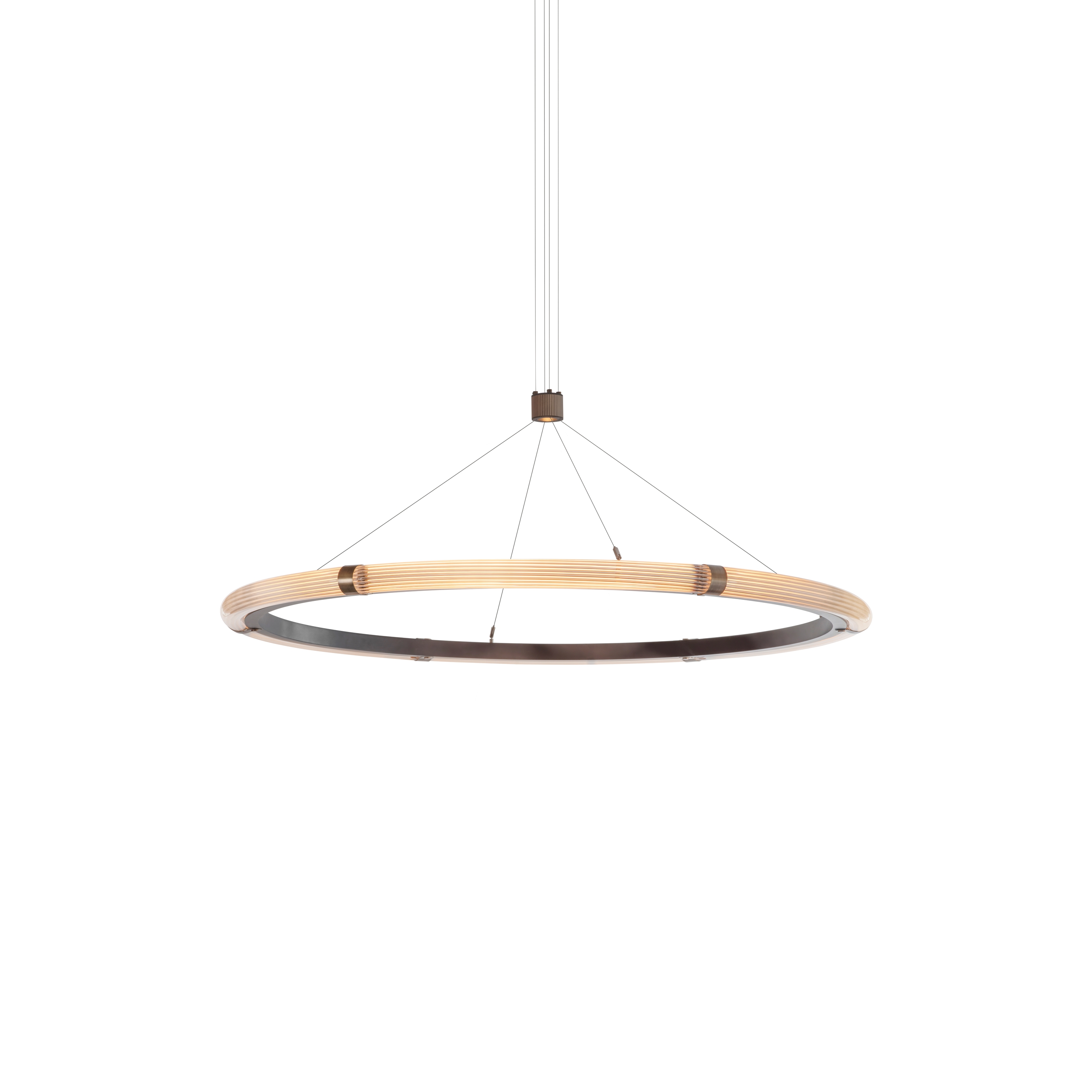 Produkt Strata | 1200 Circular Pendant - Antique Brass des Herstellers J. Adams & Co anzeigen