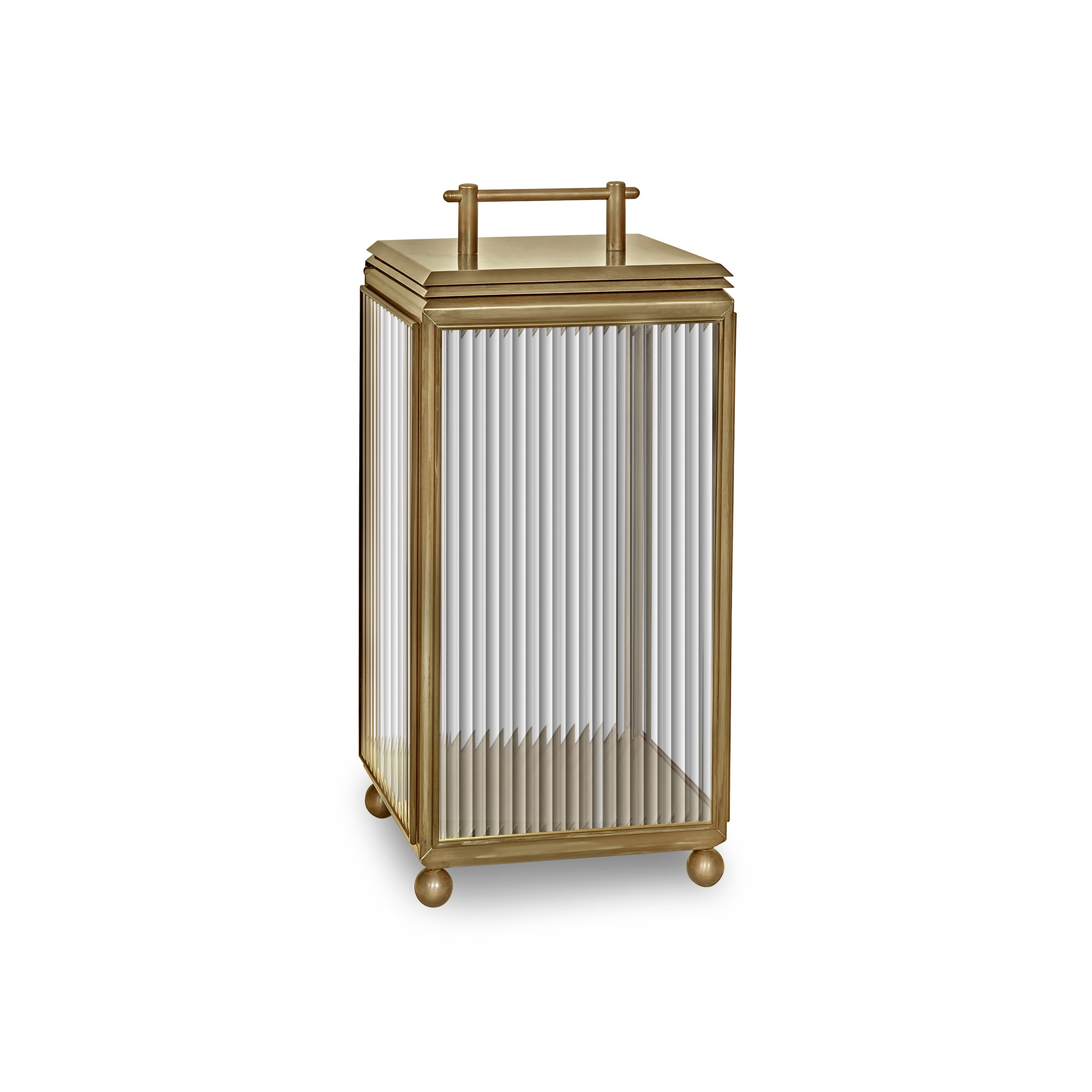 Mostra il prodotto Lantern | Hazel Floor Light - Small, Mains Powered - Antique Brass & Clear Reeded Glass del produttore J. Adams & Co