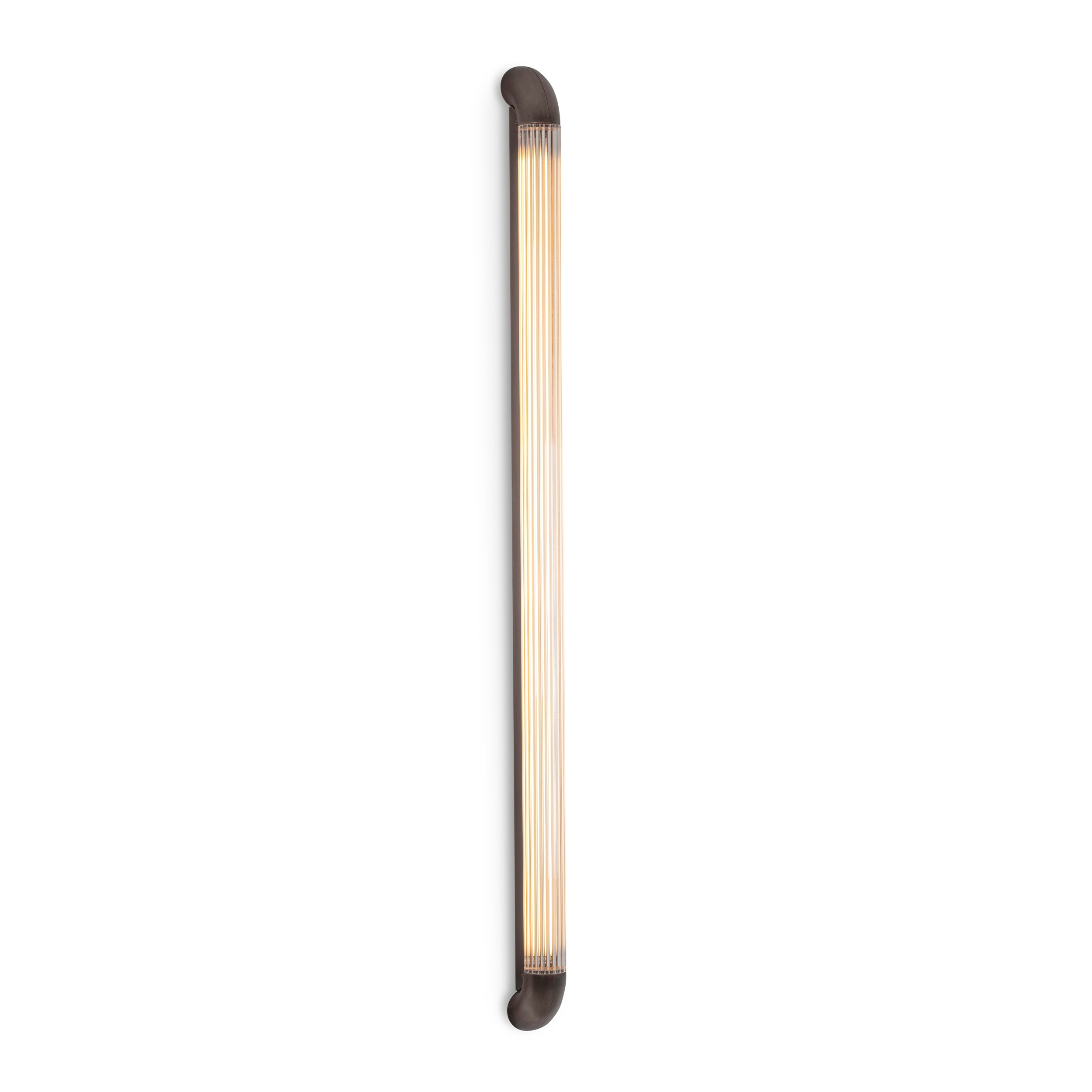 Strata | 900 Wall Light - Bronze