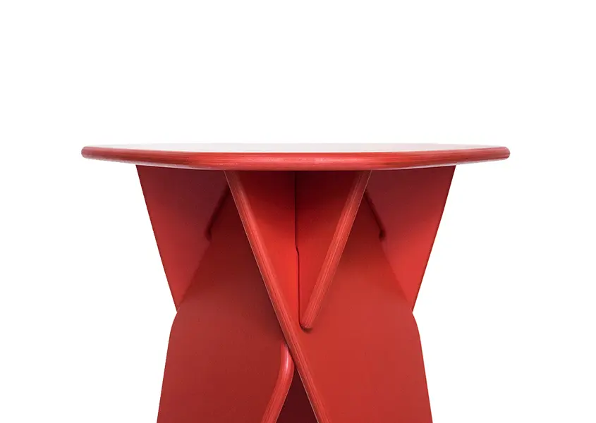 Caussa - Wedge Table red