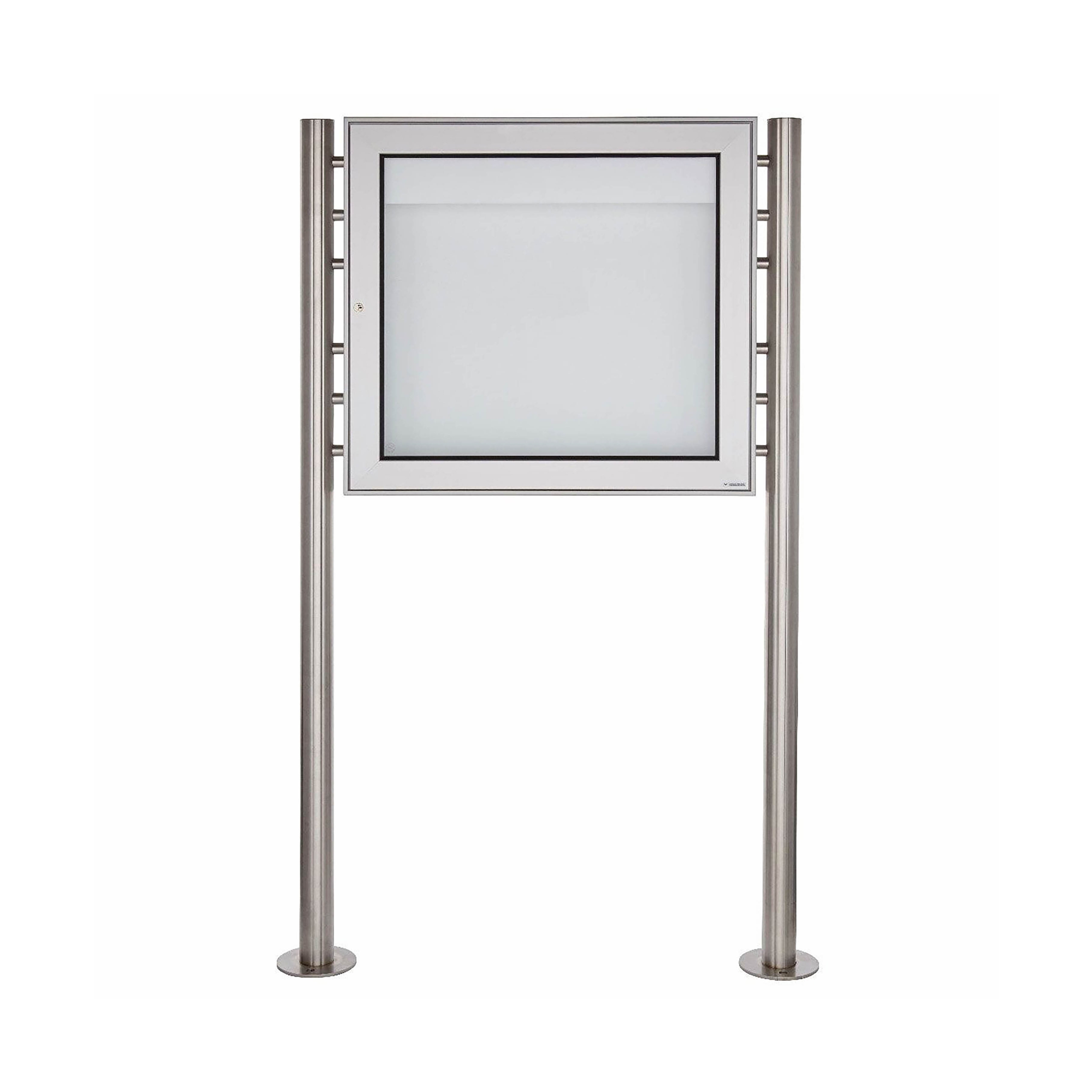 Mostrar el producto Basic | Freistehender Schaukasten BASIC 389 ST-R - 710x660 - Edelstahl Standelemente del fabricante Briefkasten Manufaktur