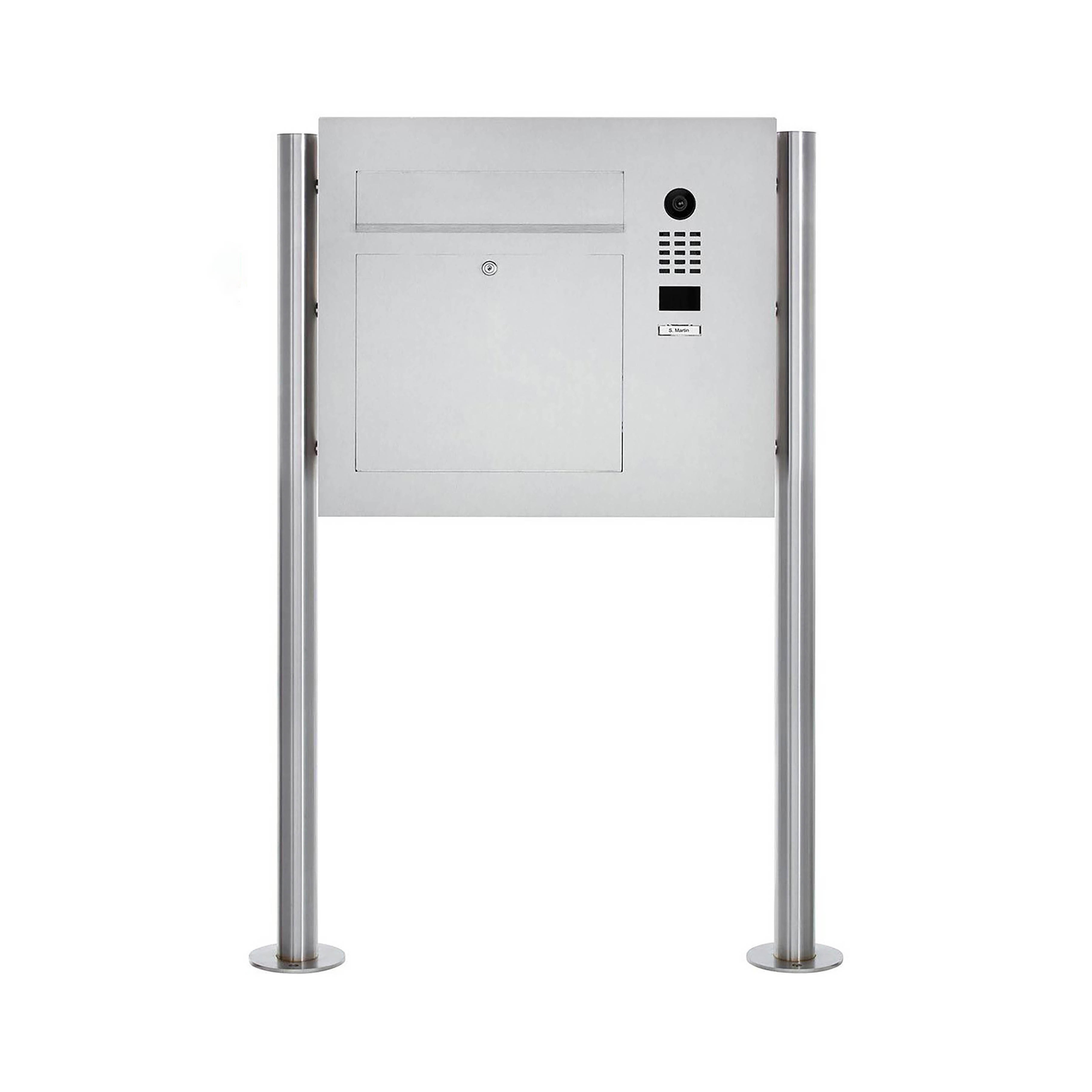 Display product Designer | Edelstahl Standbriefkasten Designer Modell BIG ST-R mit DoorBird Video- Sprechanlage seitlich Rechts from manufacturer Briefkasten Manufaktur