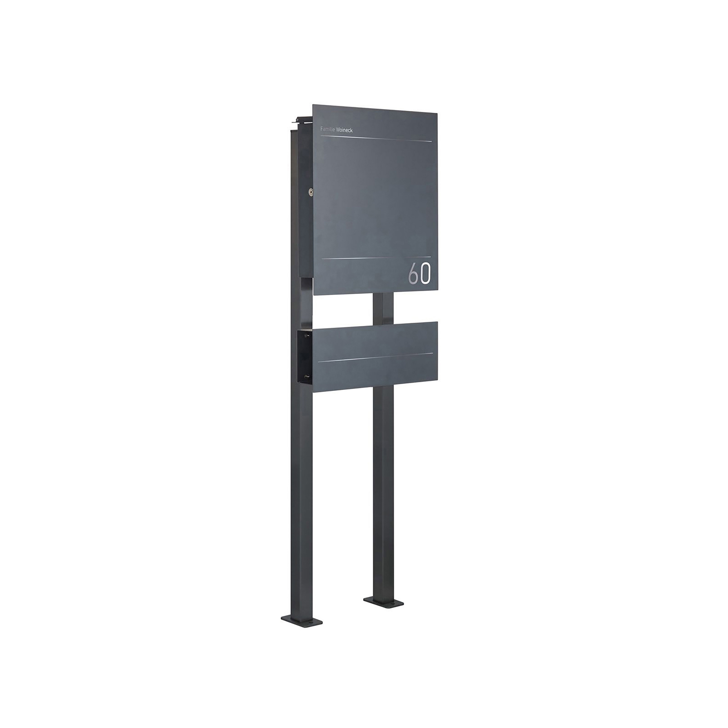Schiller | Design Edelstahl Standbriefkasten SCHILLER MEDIUM Elegance I - Hausnummer - Name - RAL nach Wahl