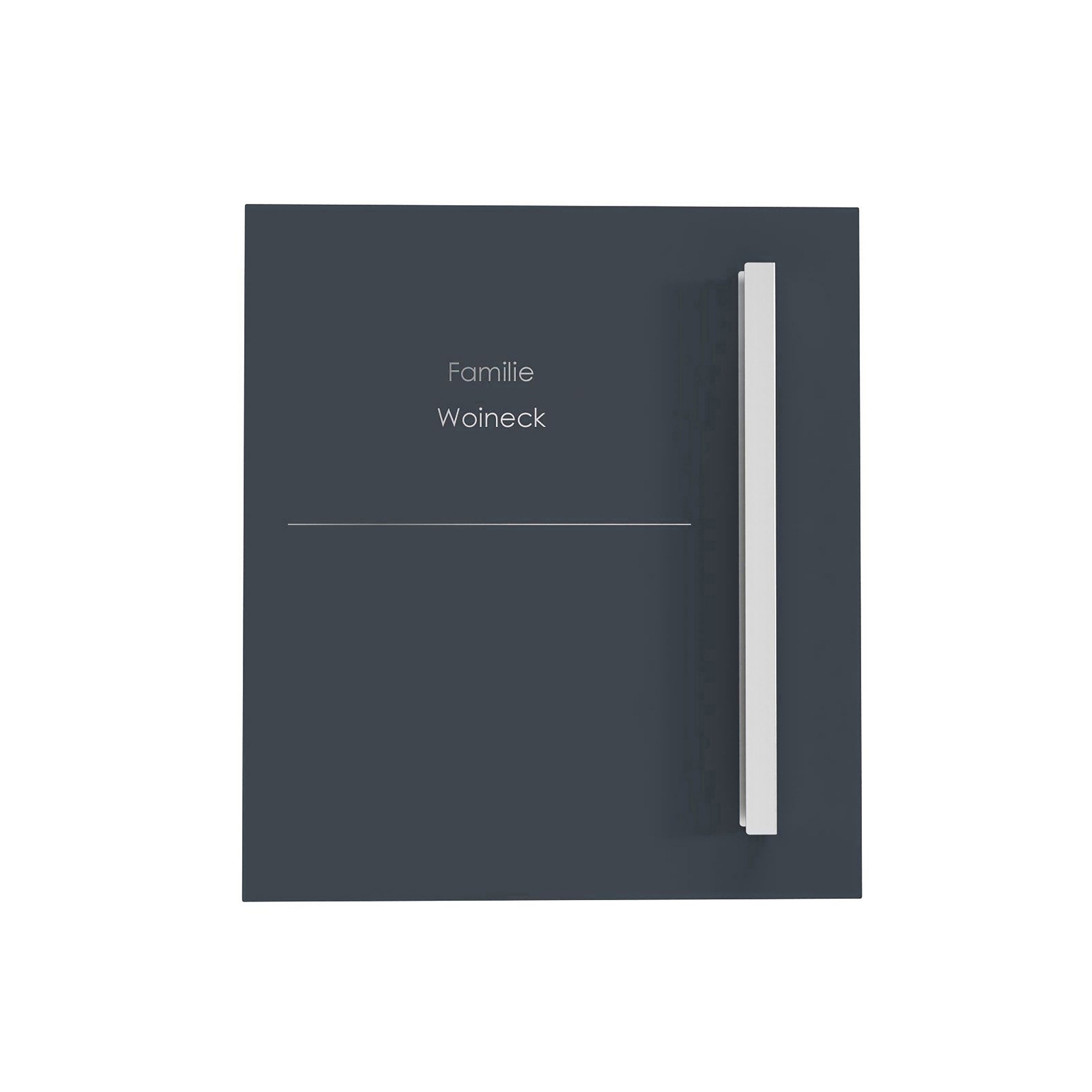 Mostrar el producto Schiller | Design Edelstahl Briefkasten SCHILLER MEDIUM Elegance II mit Griffleiste - Hausnummer - Name - RAL del fabricante Briefkasten Manufaktur