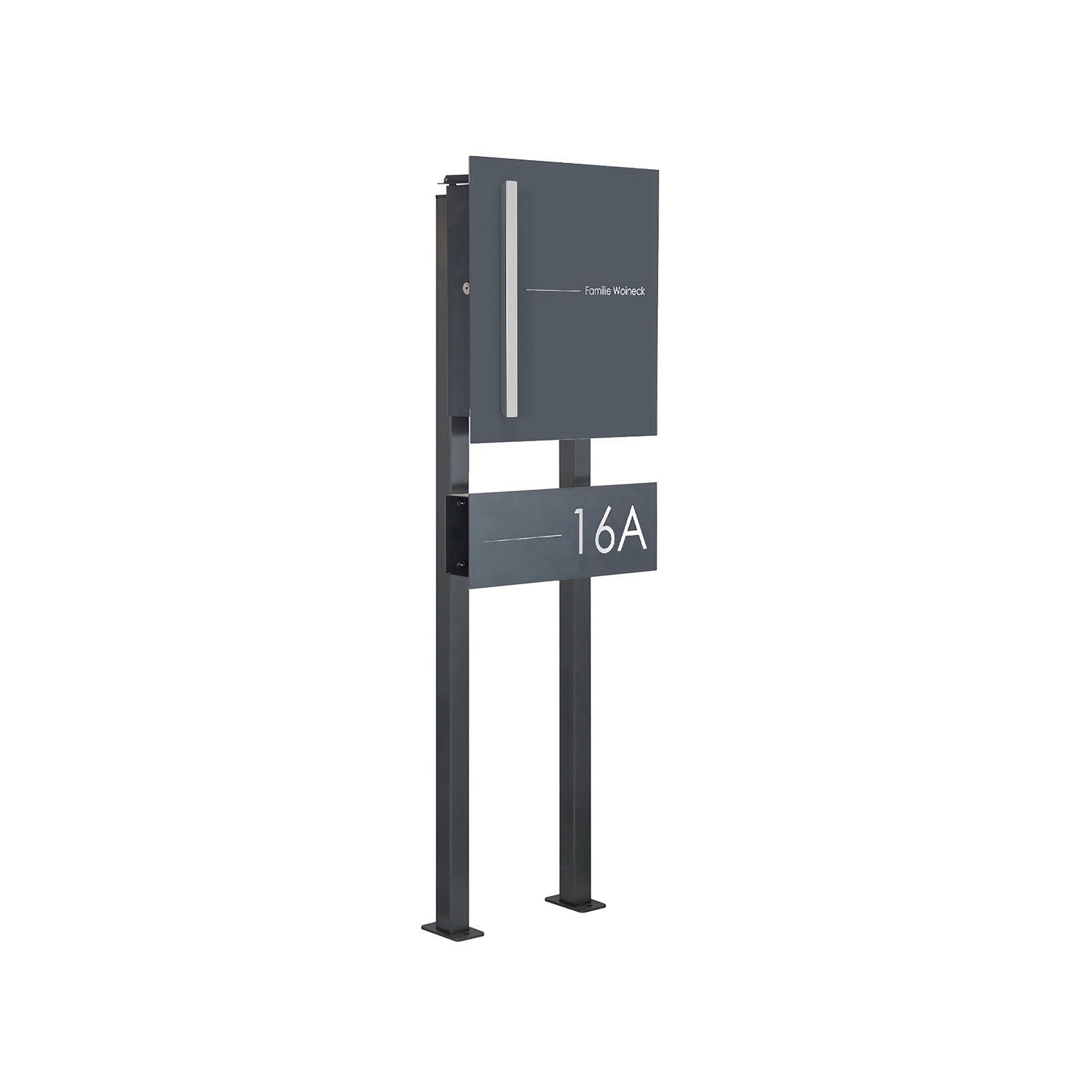 Schiller | Design Edelstahl Standbriefkasten SCHILLER MEDIUM Elegance III - Griff - Hausnummer - Name - RAL