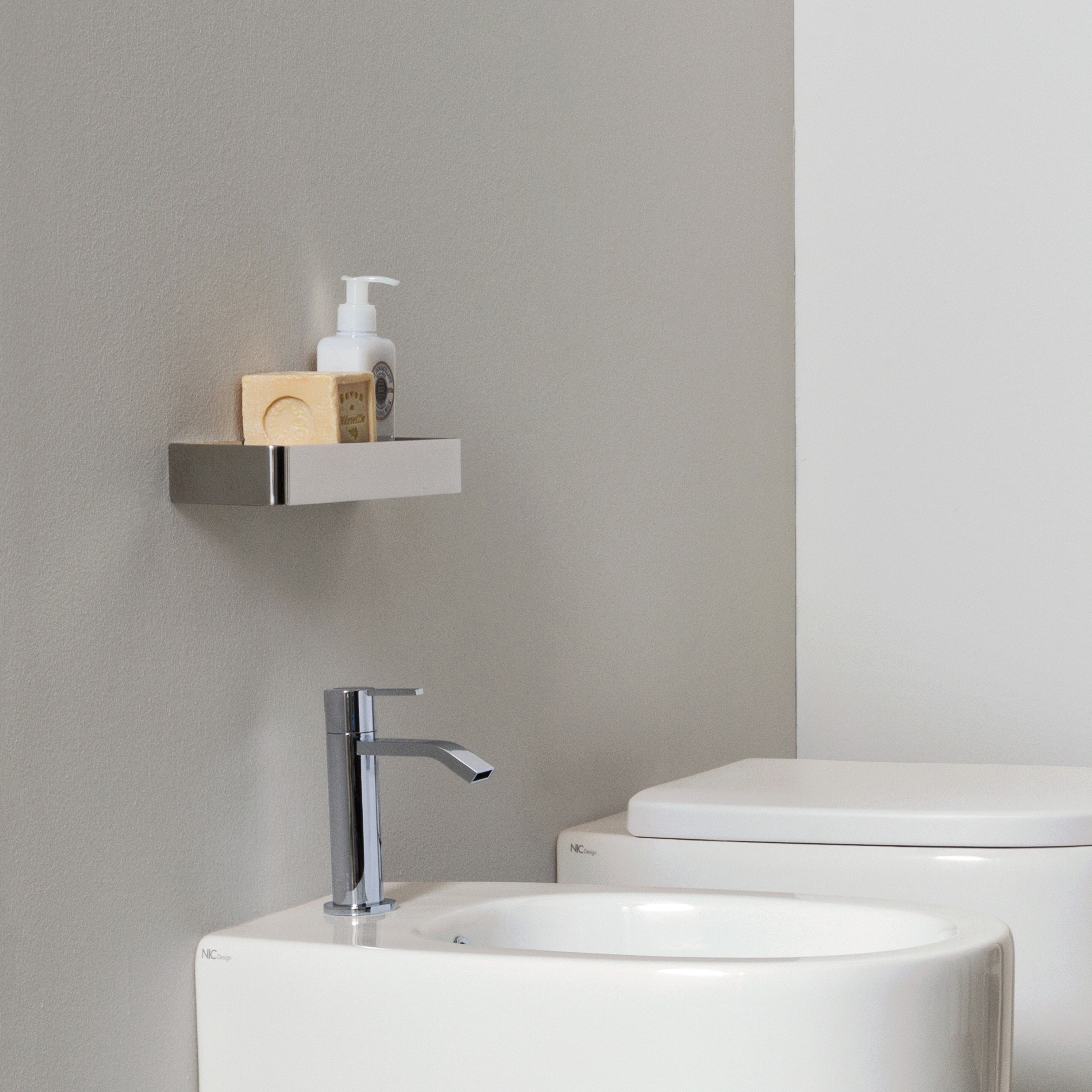 Afficher le produit Asta - steel shelf du fabricant NIC Design