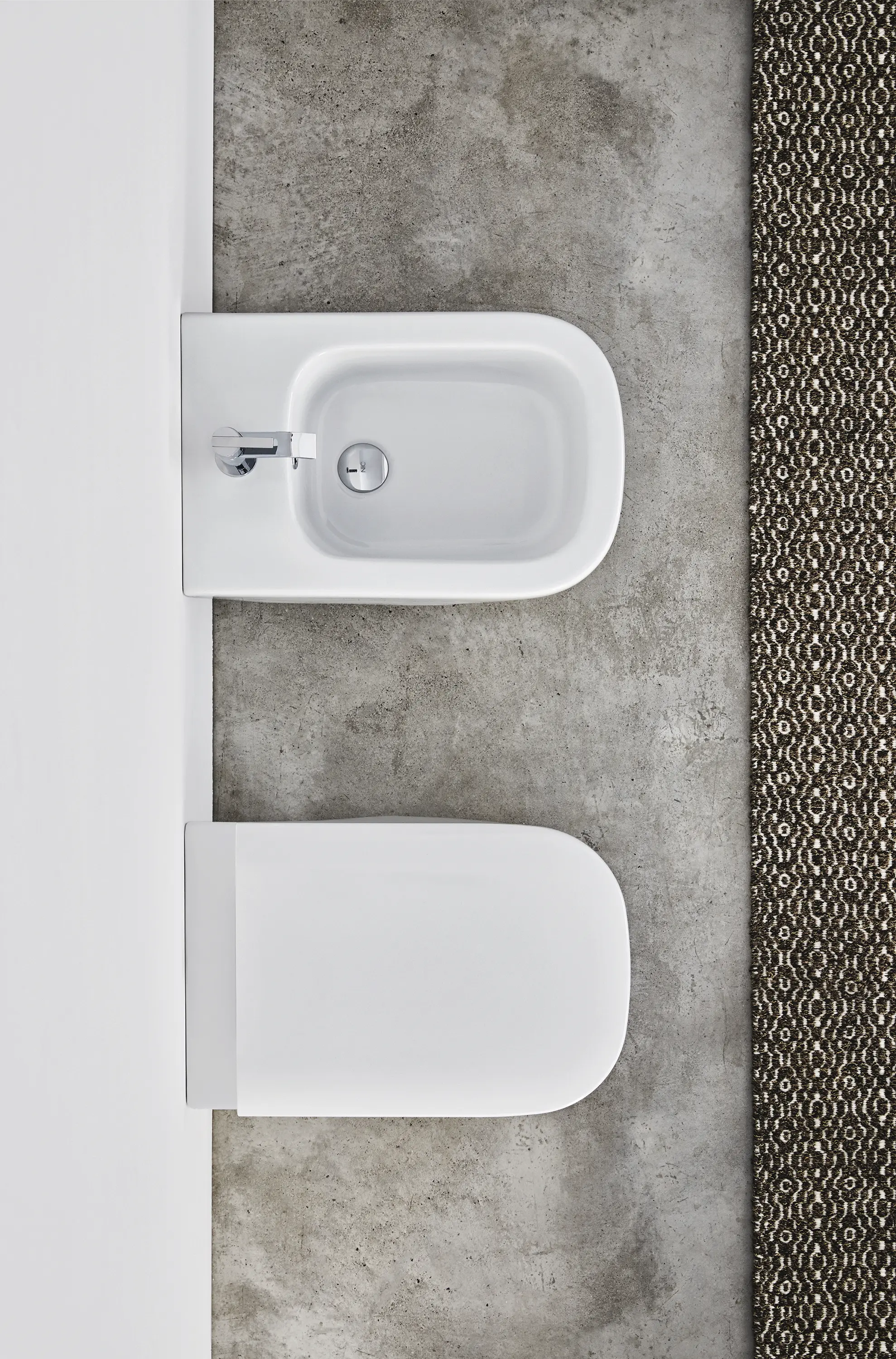 NIC Design - Semplice - WC a terra rimless