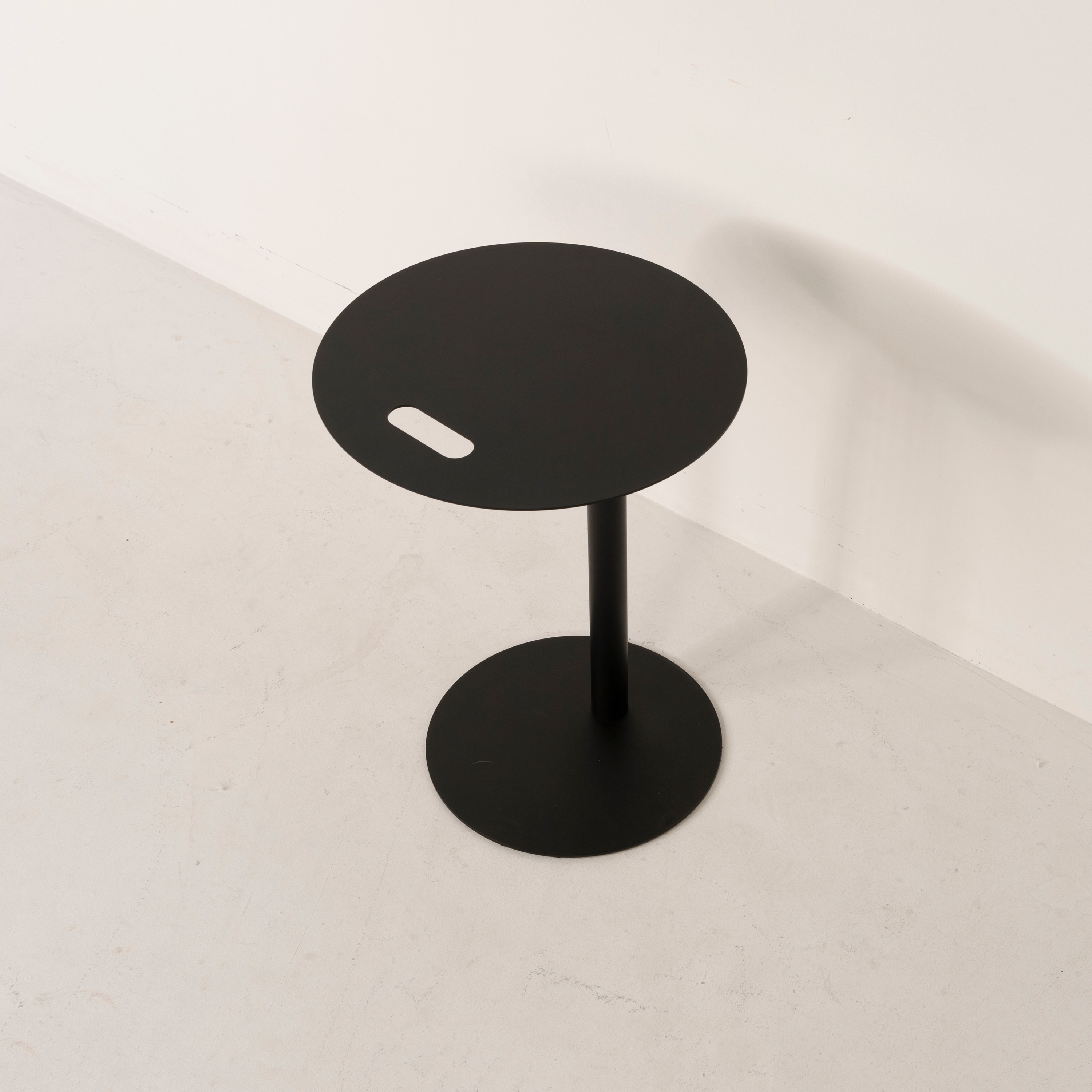 Vertoon produk Laptop Tables | Steel Laptop Table Round van vervaardiger Conceptual