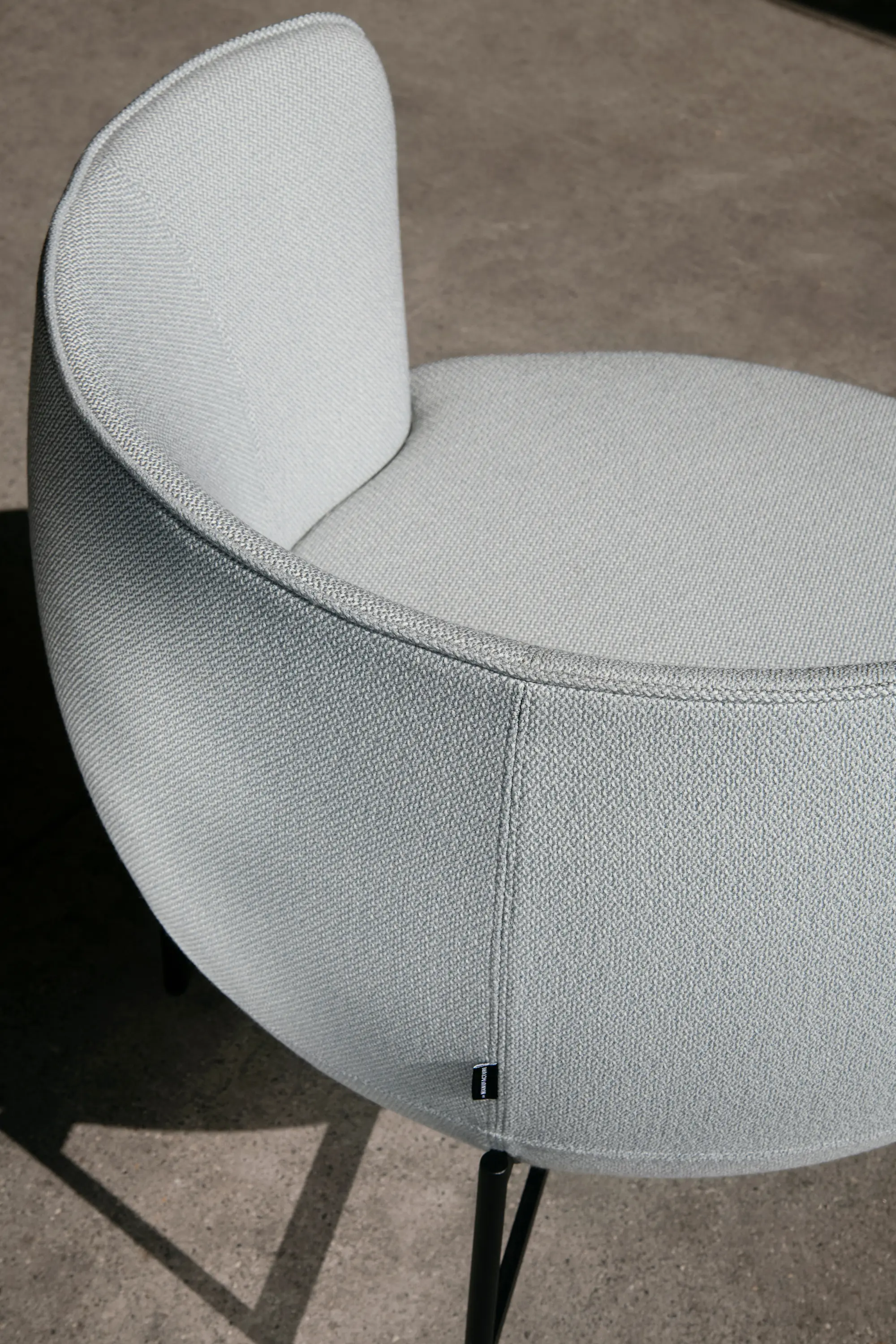 La manufacture - Calice Armchair