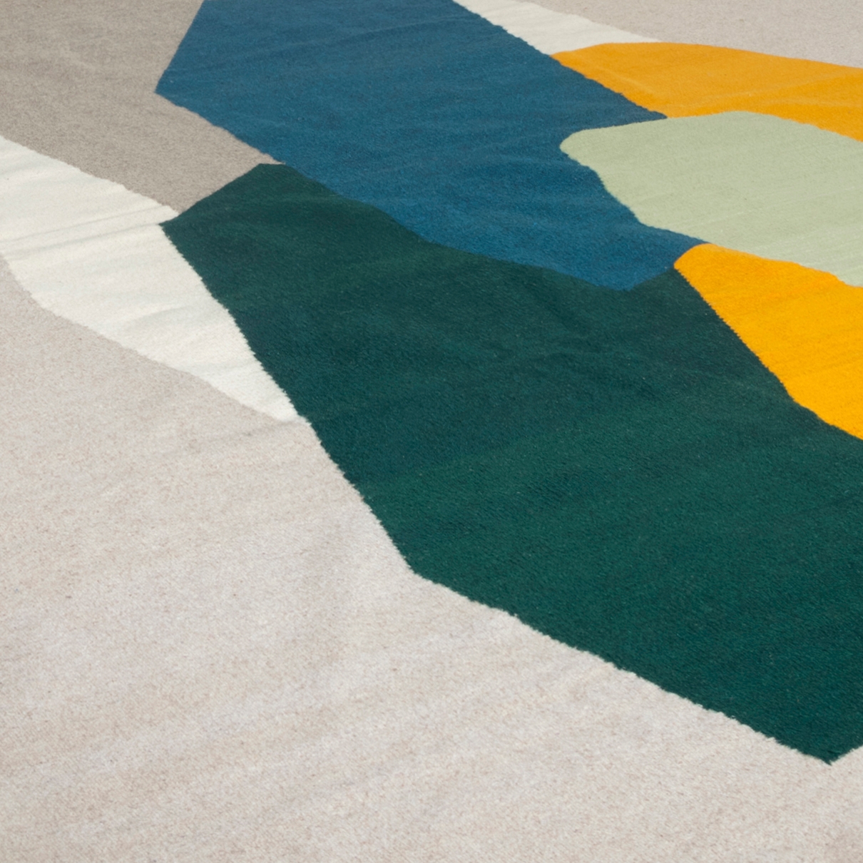 Produkt Playtime | Rock Paper Scissors Rug des Herstellers La manufacture anzeigen