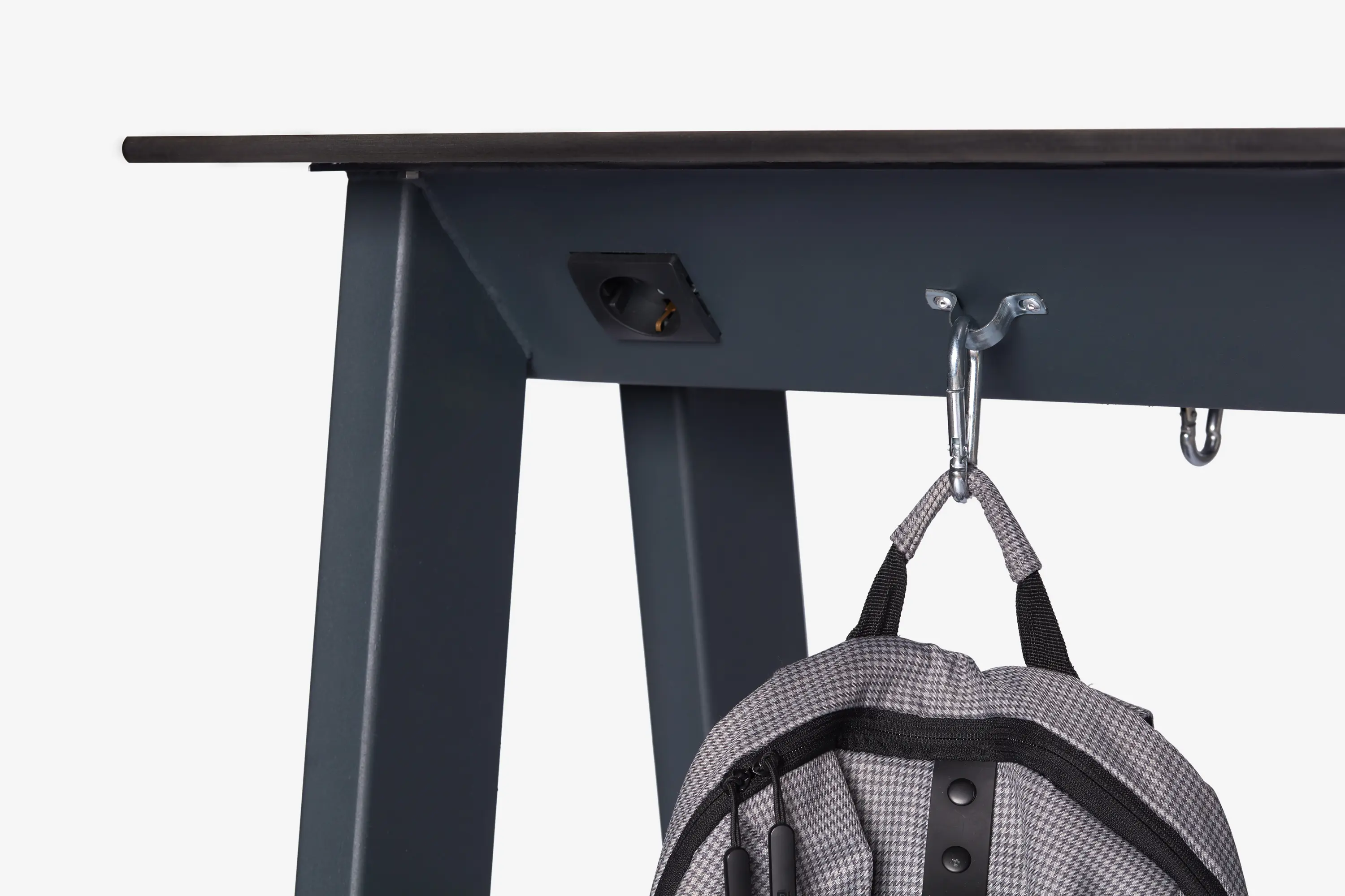 Punto Design - Dumobar | Bar table