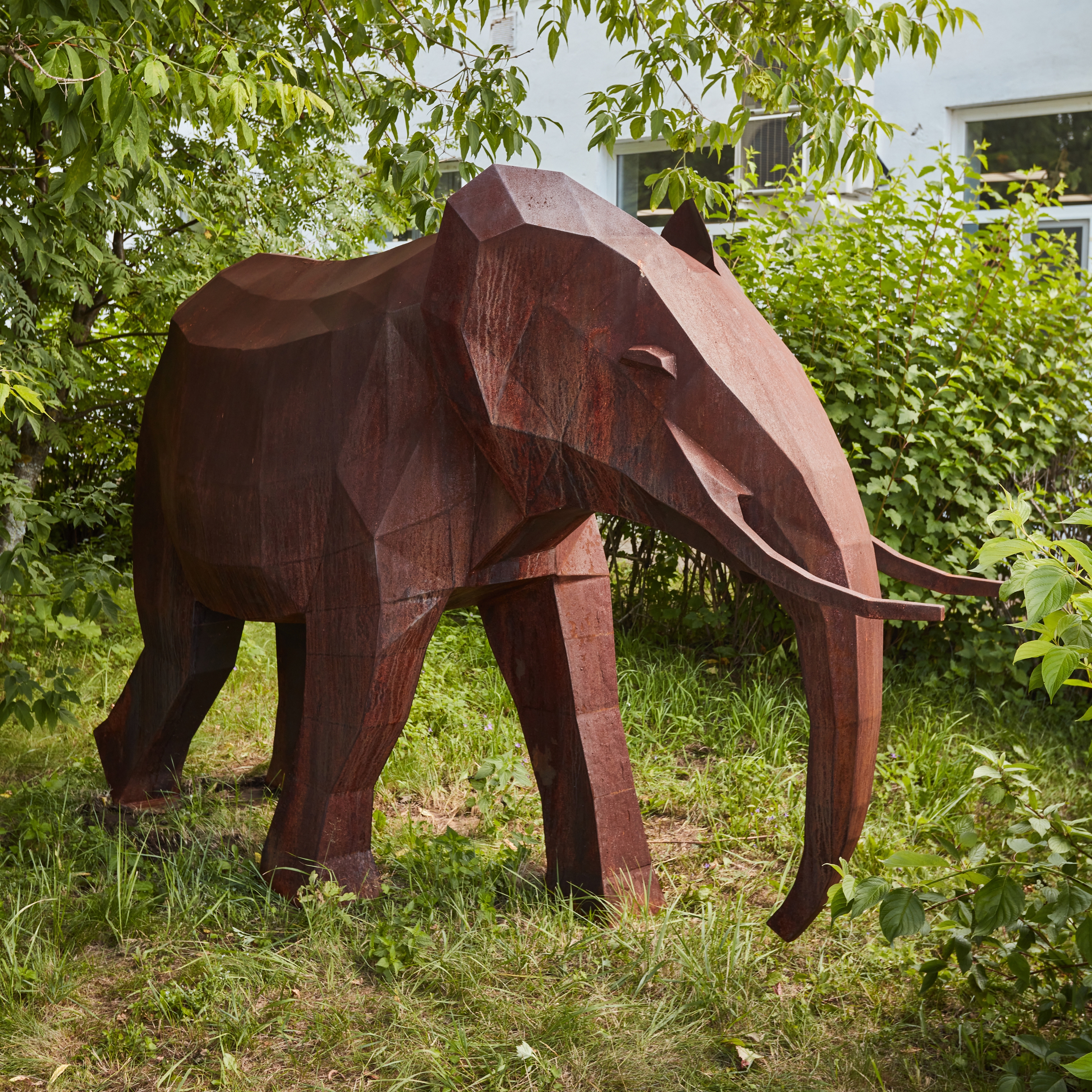 Vertoon produk Sculptures | Elephant van vervaardiger Punto Design