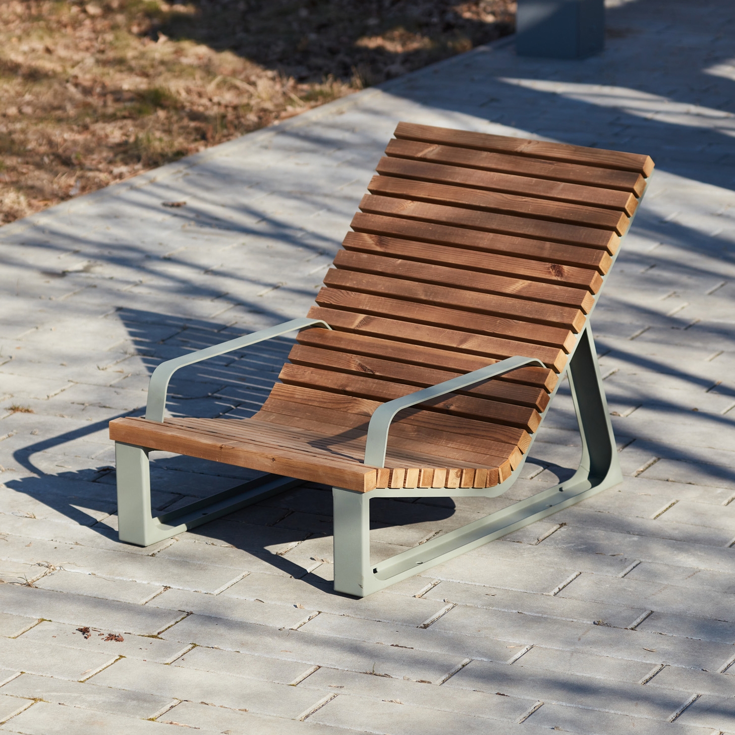 Display product Summer | Sun lounger from manufacturer Punto Design