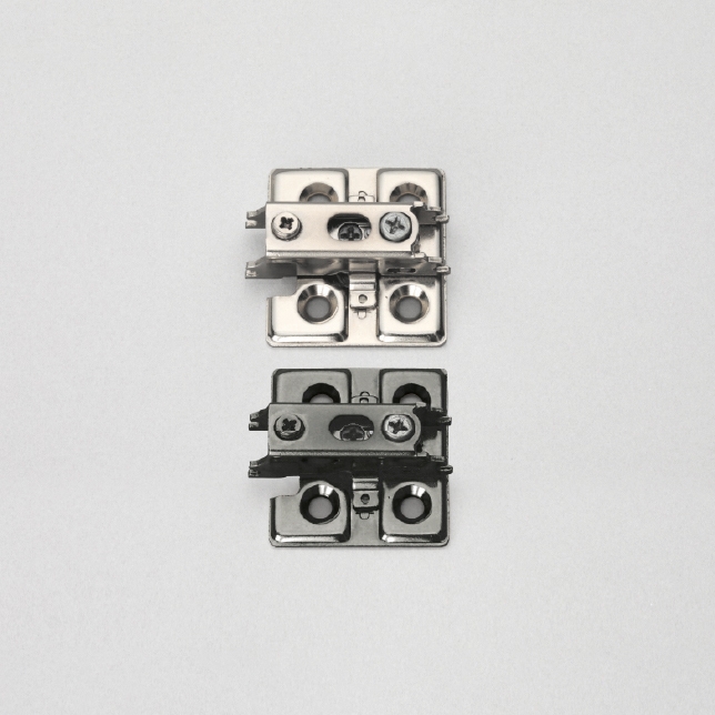 Mostra il prodotto Heavy Duty Concealed Hinge J95 | J95 Mounting Plate del produttore Sugatsune