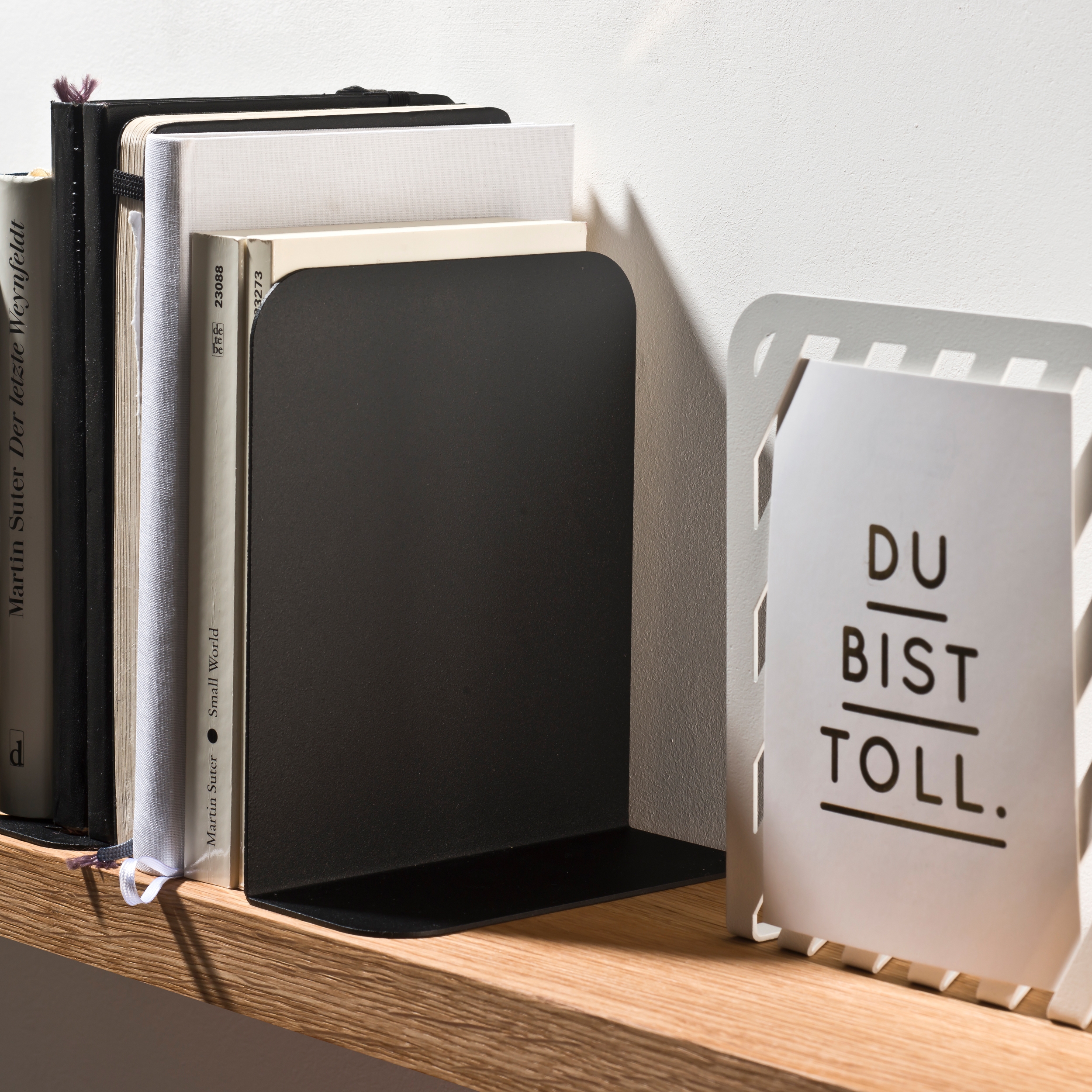BOOKEND