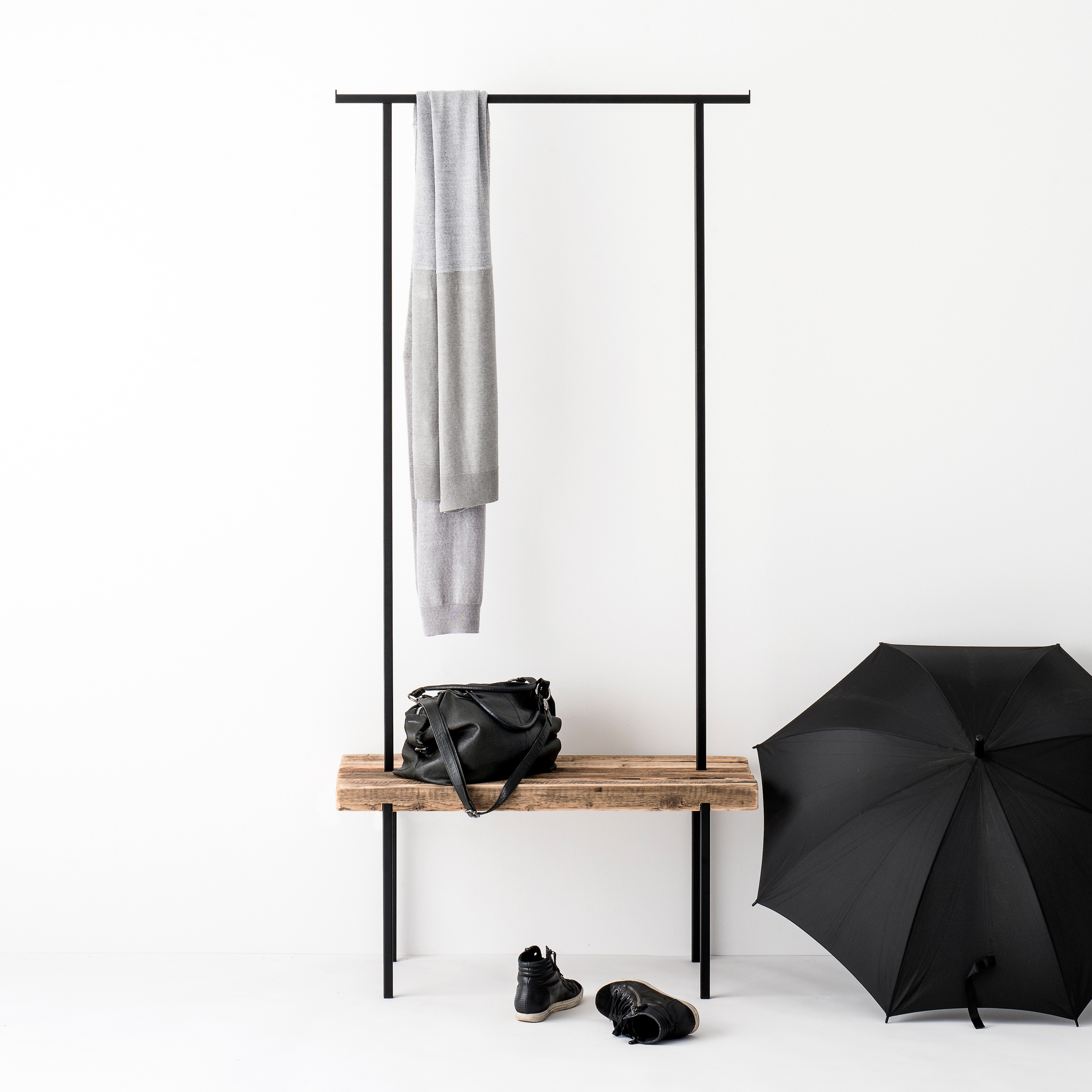 Mostrar el producto Reclaimed Wood 01 Coat Rack del fabricante weld & co