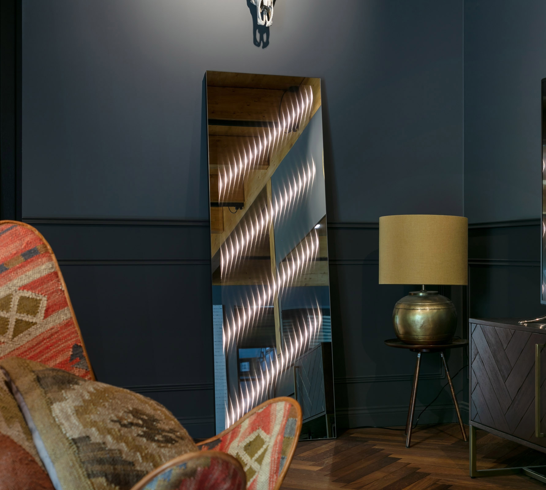 Afficher le produit Ambiloom® Mirror 1700 du fabricant ETTLIN Smart Textiles
