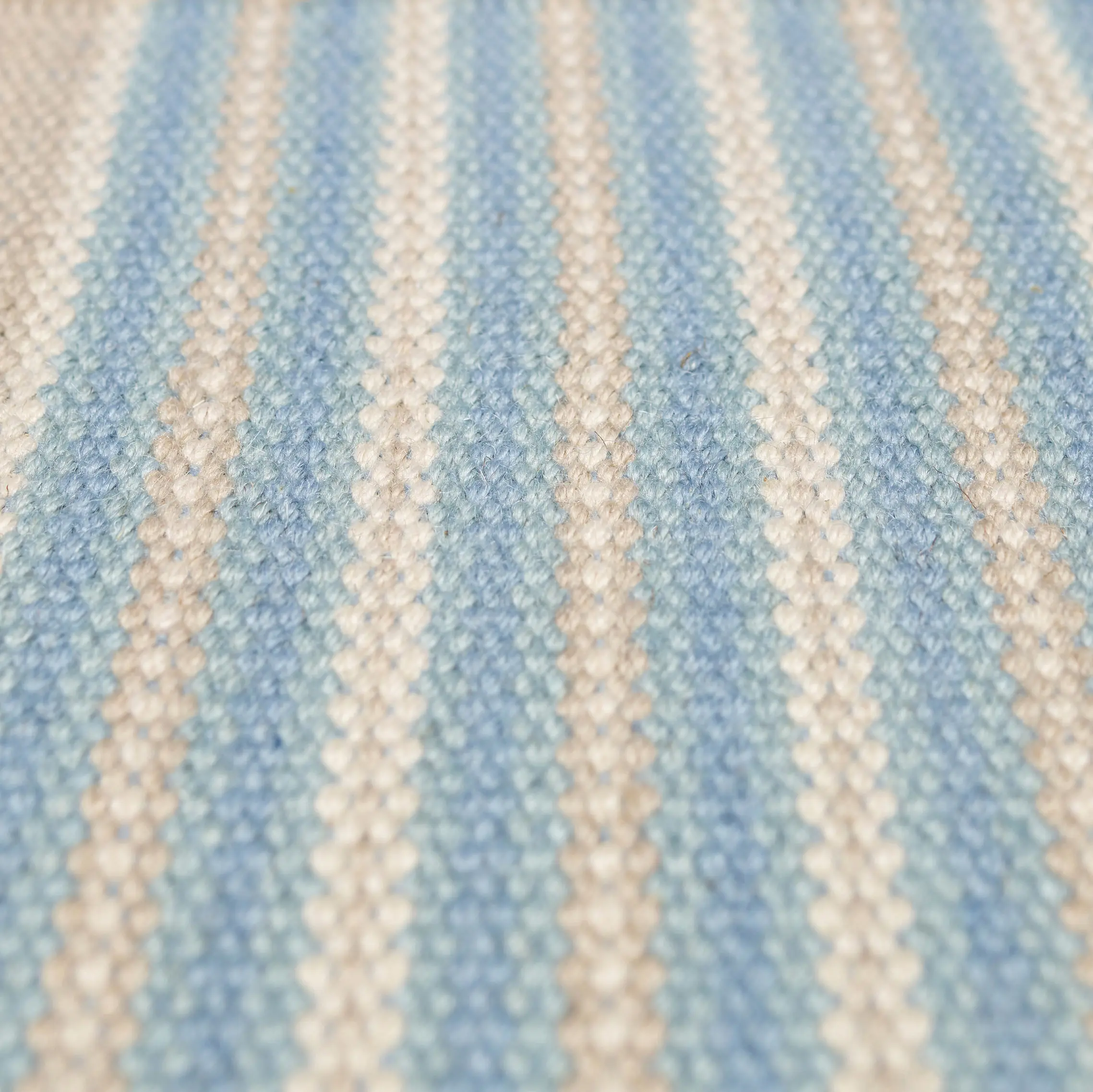 Bomat - Ashington - Soft Blue