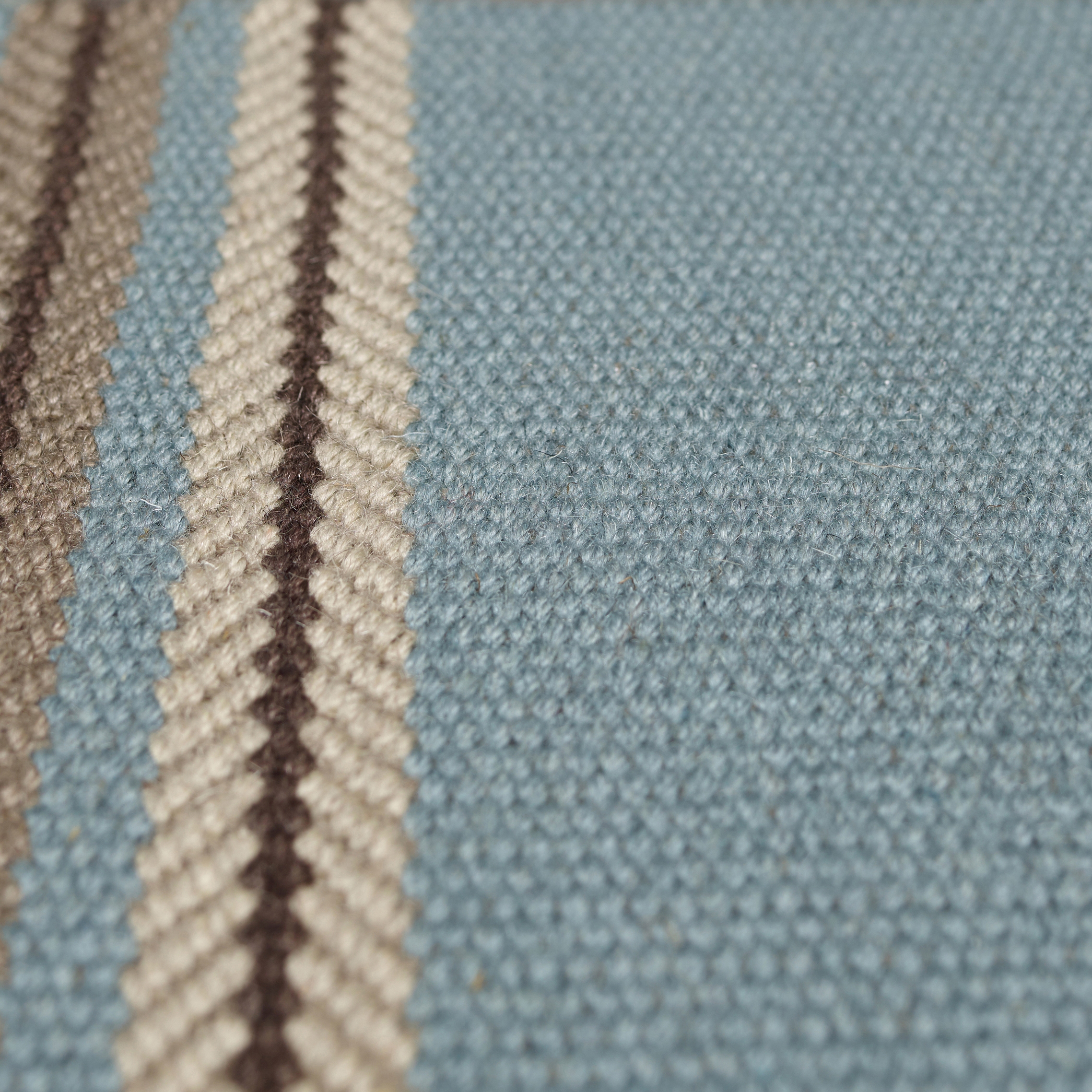 Afficher le produit Brampton - Blue Grey du fabricant Bomat