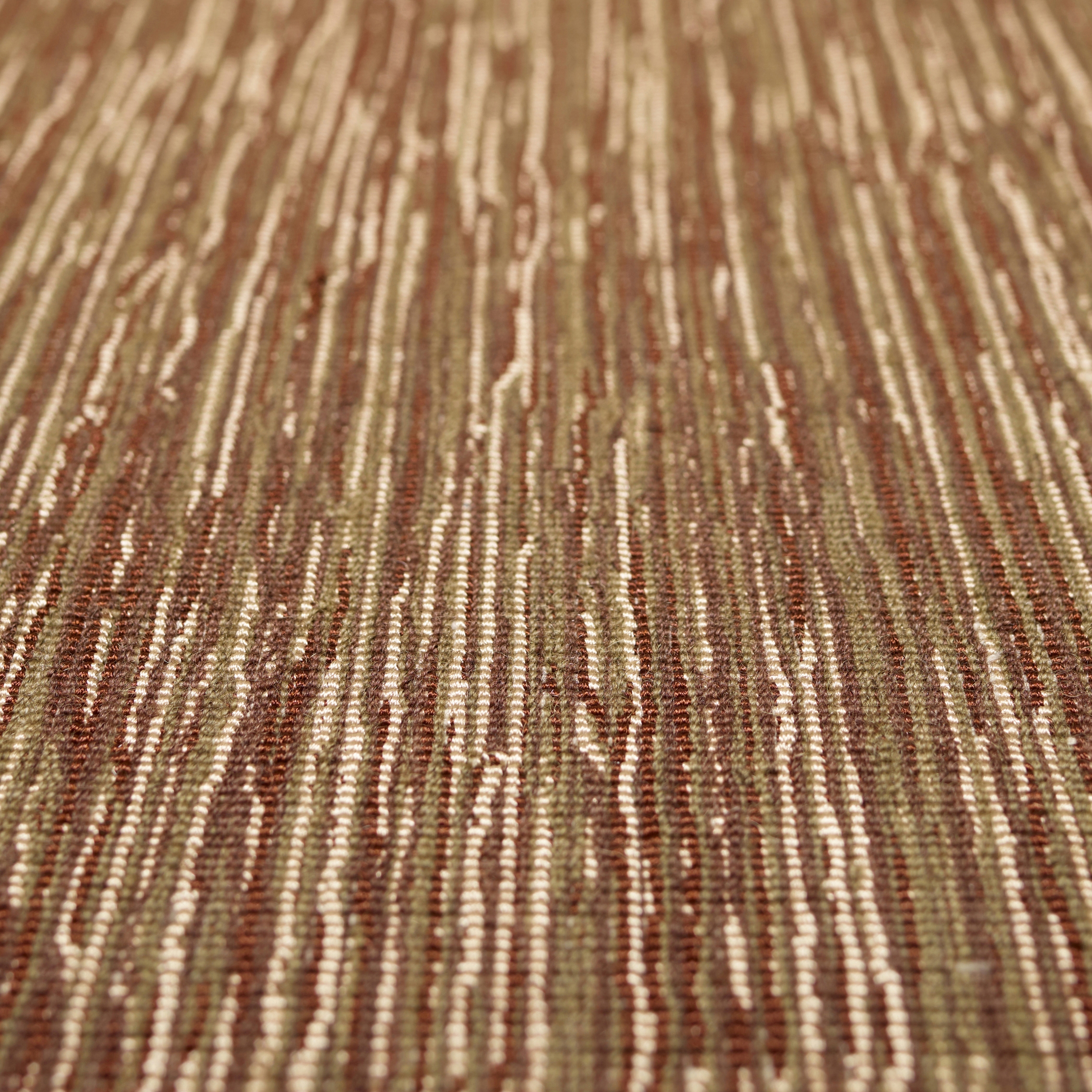 Mapuche - Brown Silver