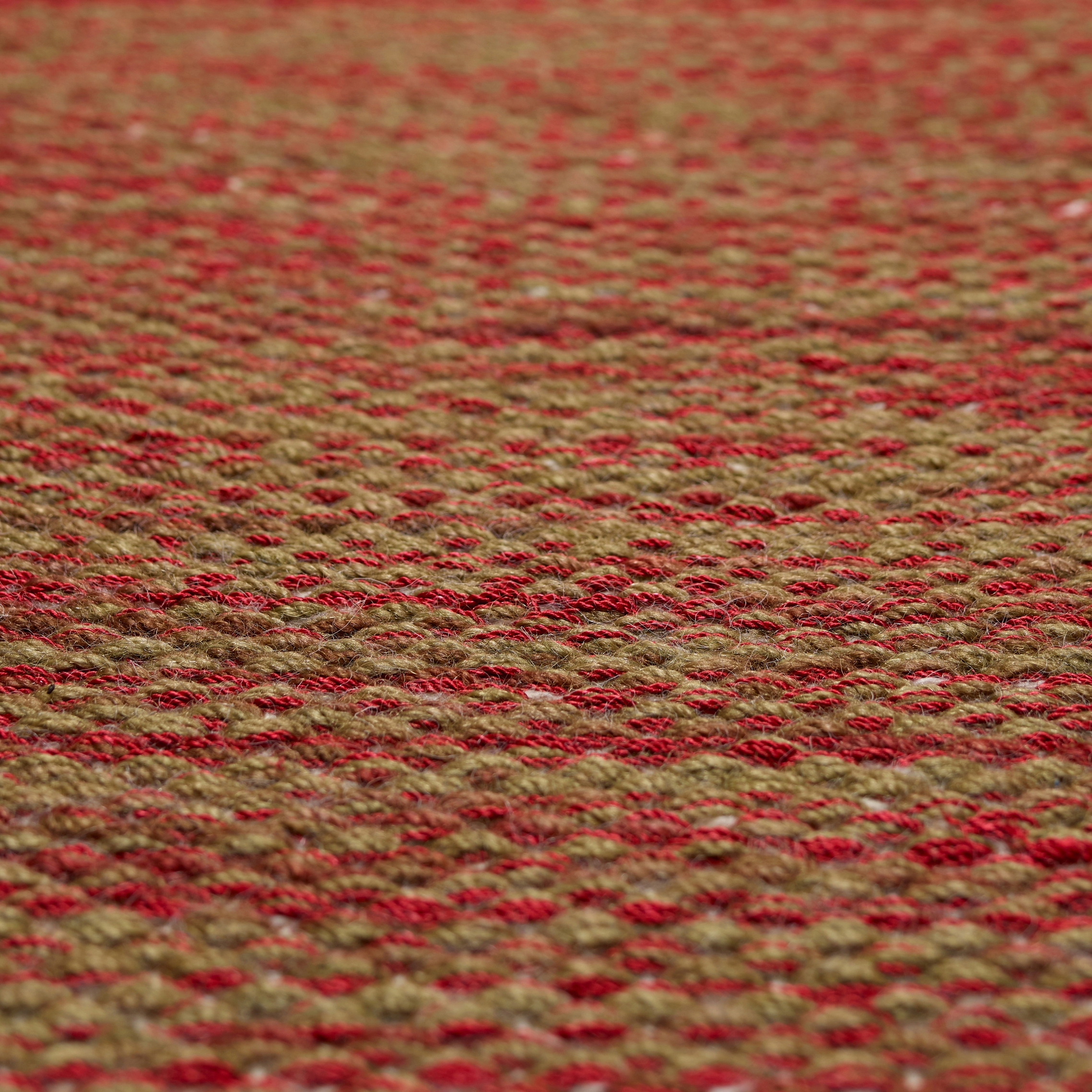 Russell - Brown Red