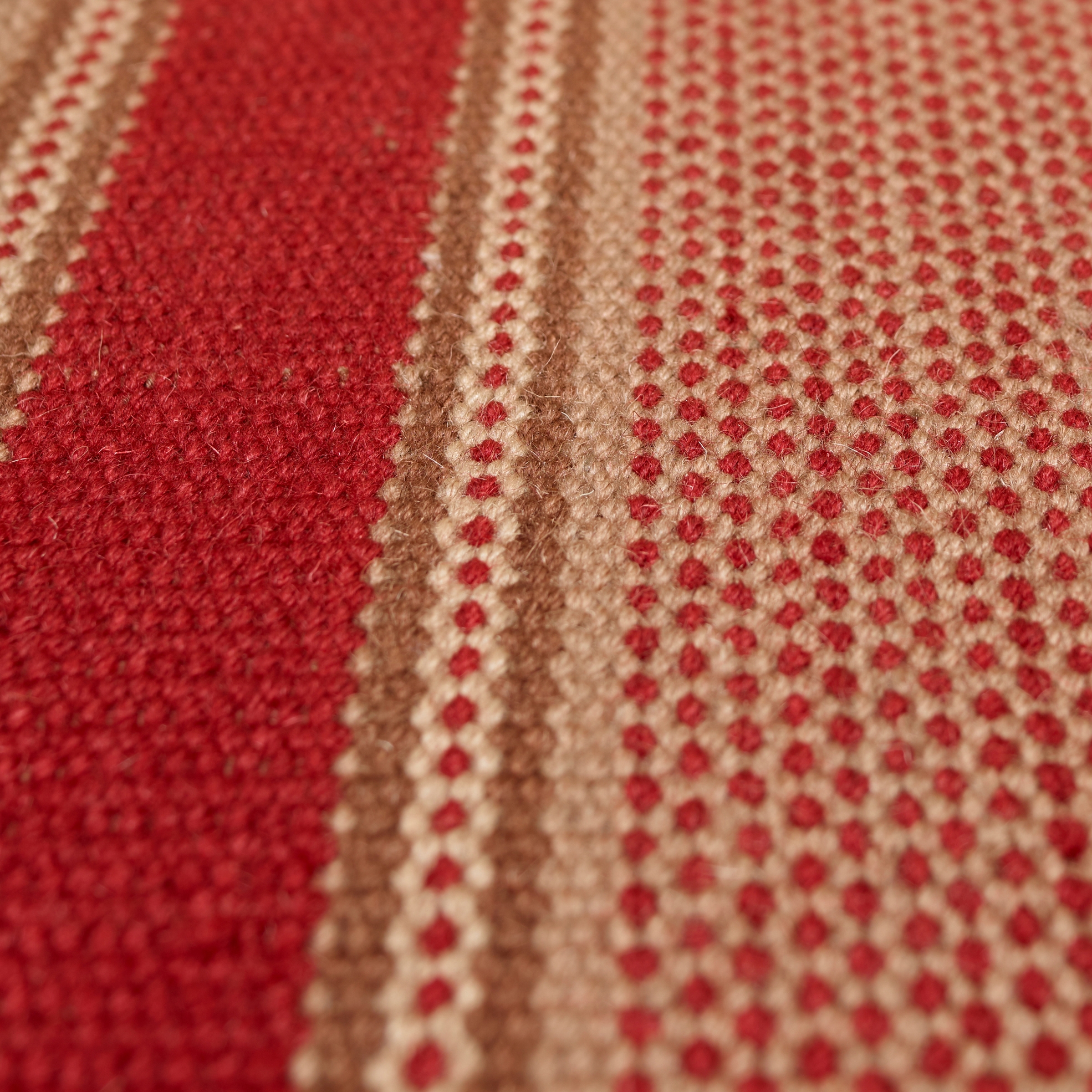 Kendal - Red