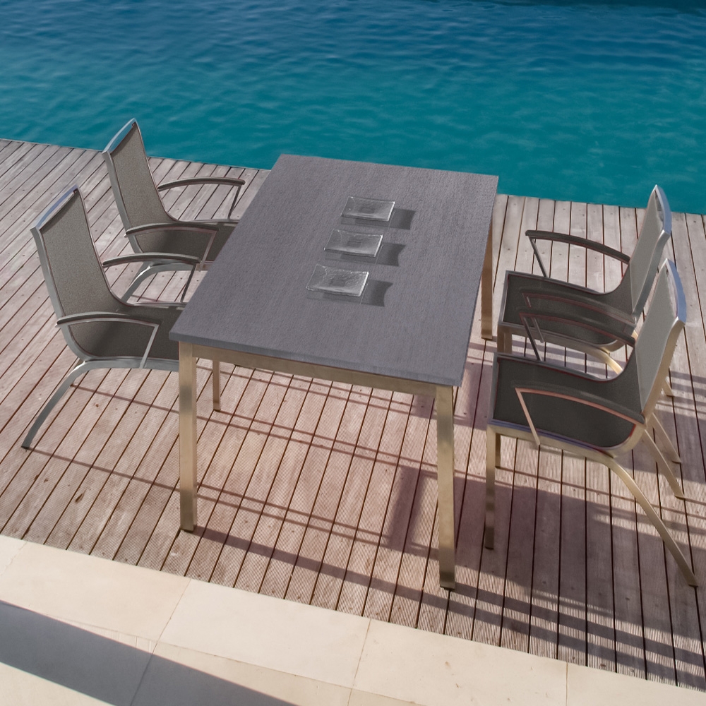 GARDEN TABLES
