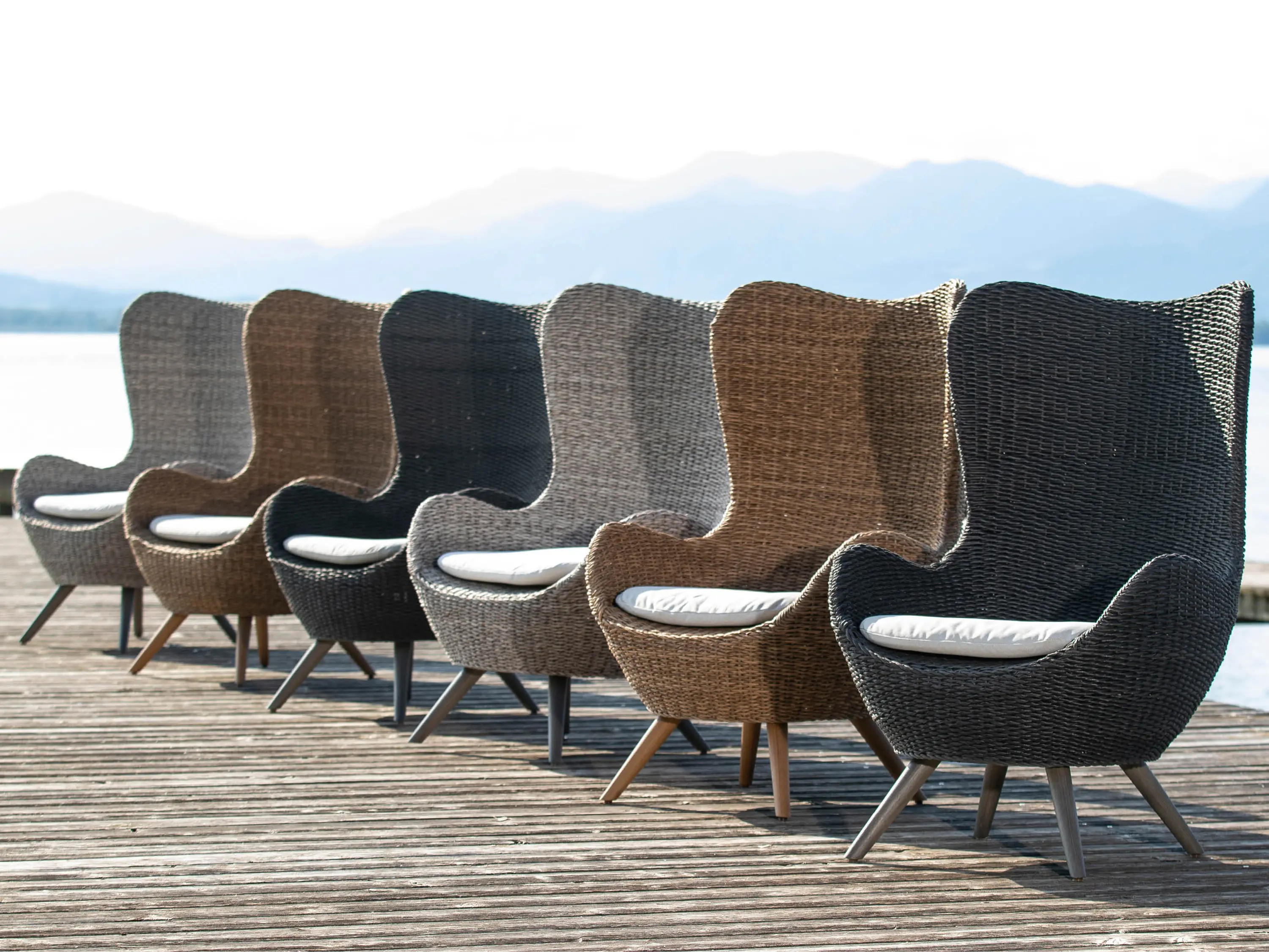 MBM - Ocean | End Table / Stool Ocean Twist Oyster