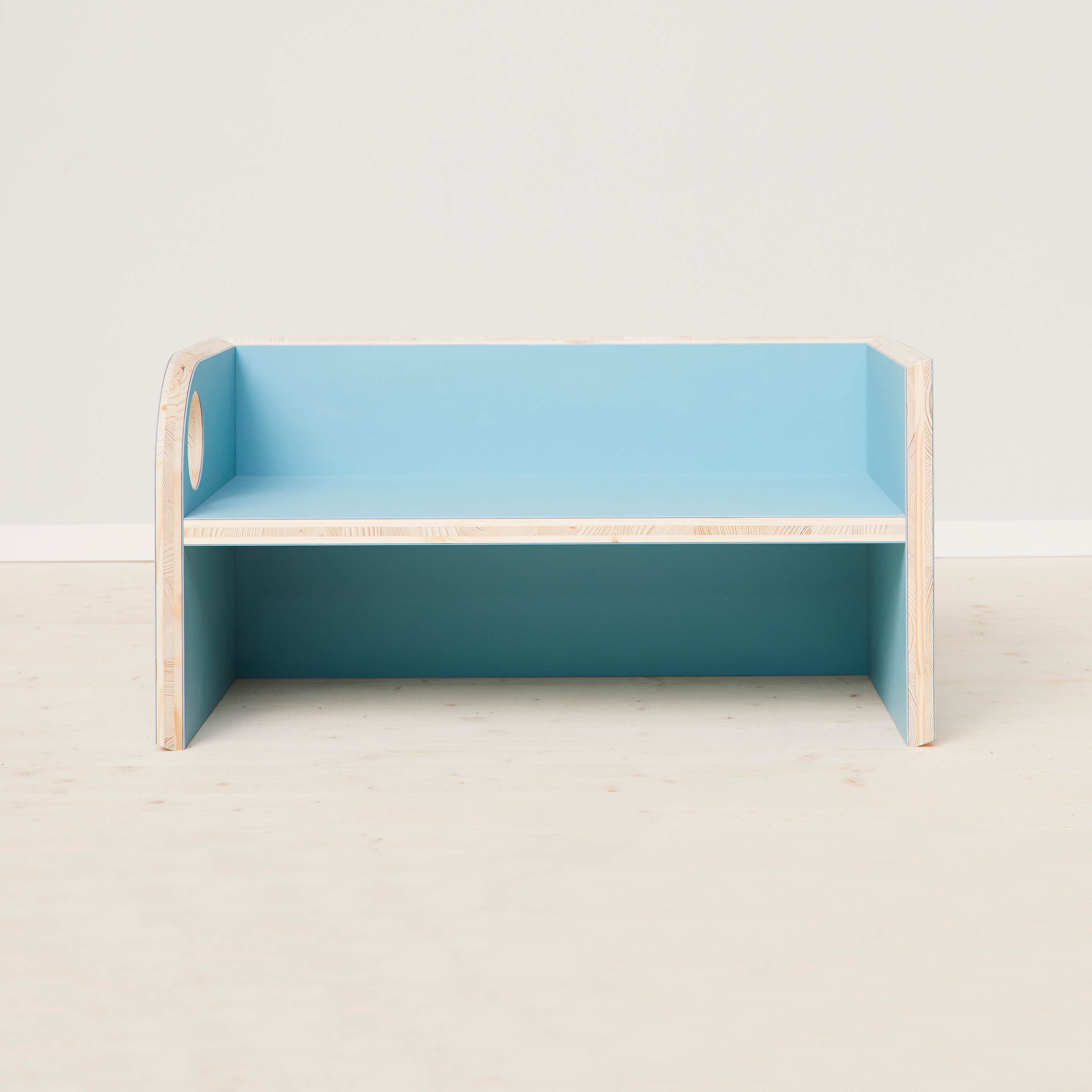 Display product Zwei | Spruce from manufacturer bekind.