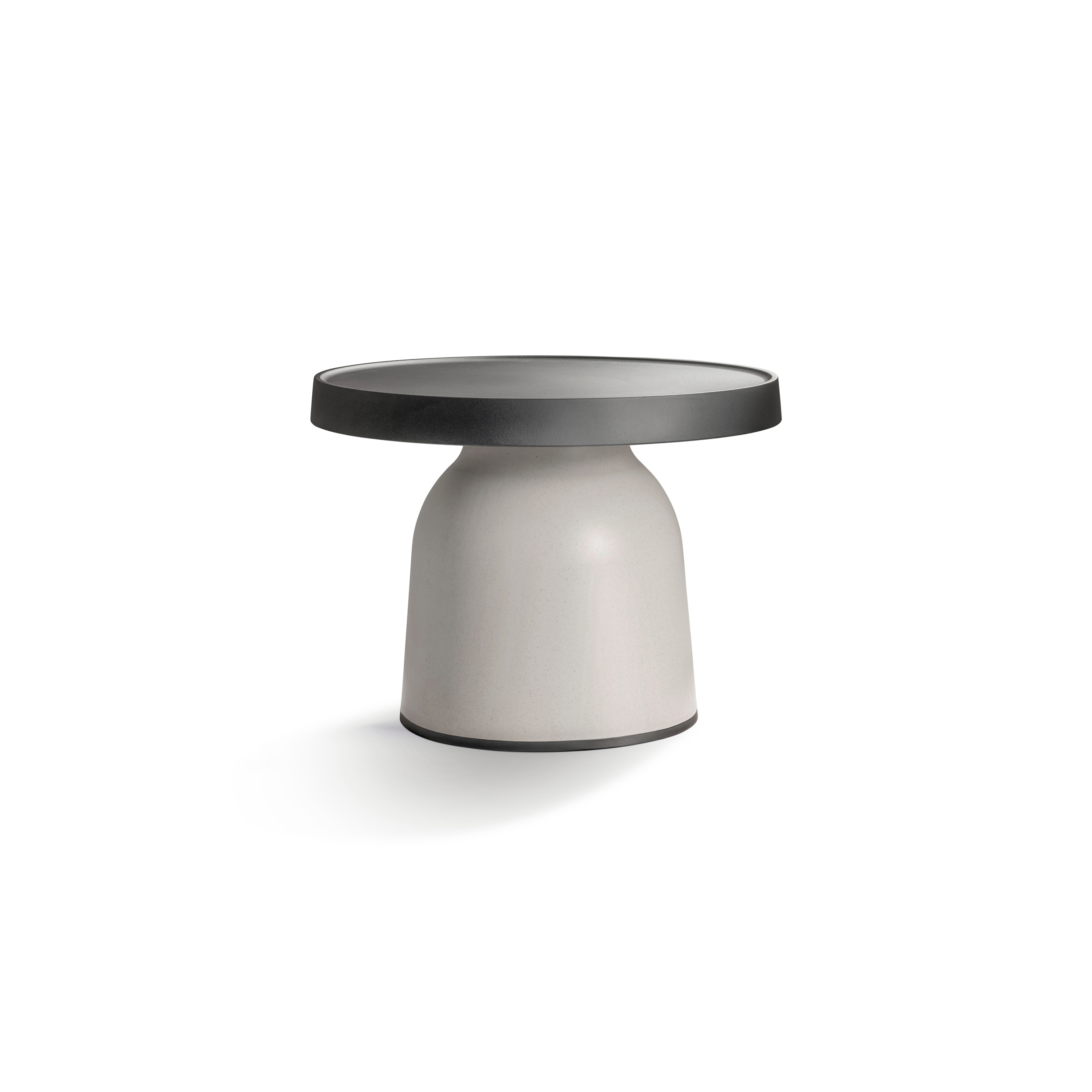 Afficher le produit Thick Top | Side Table Low du fabricant TOOU