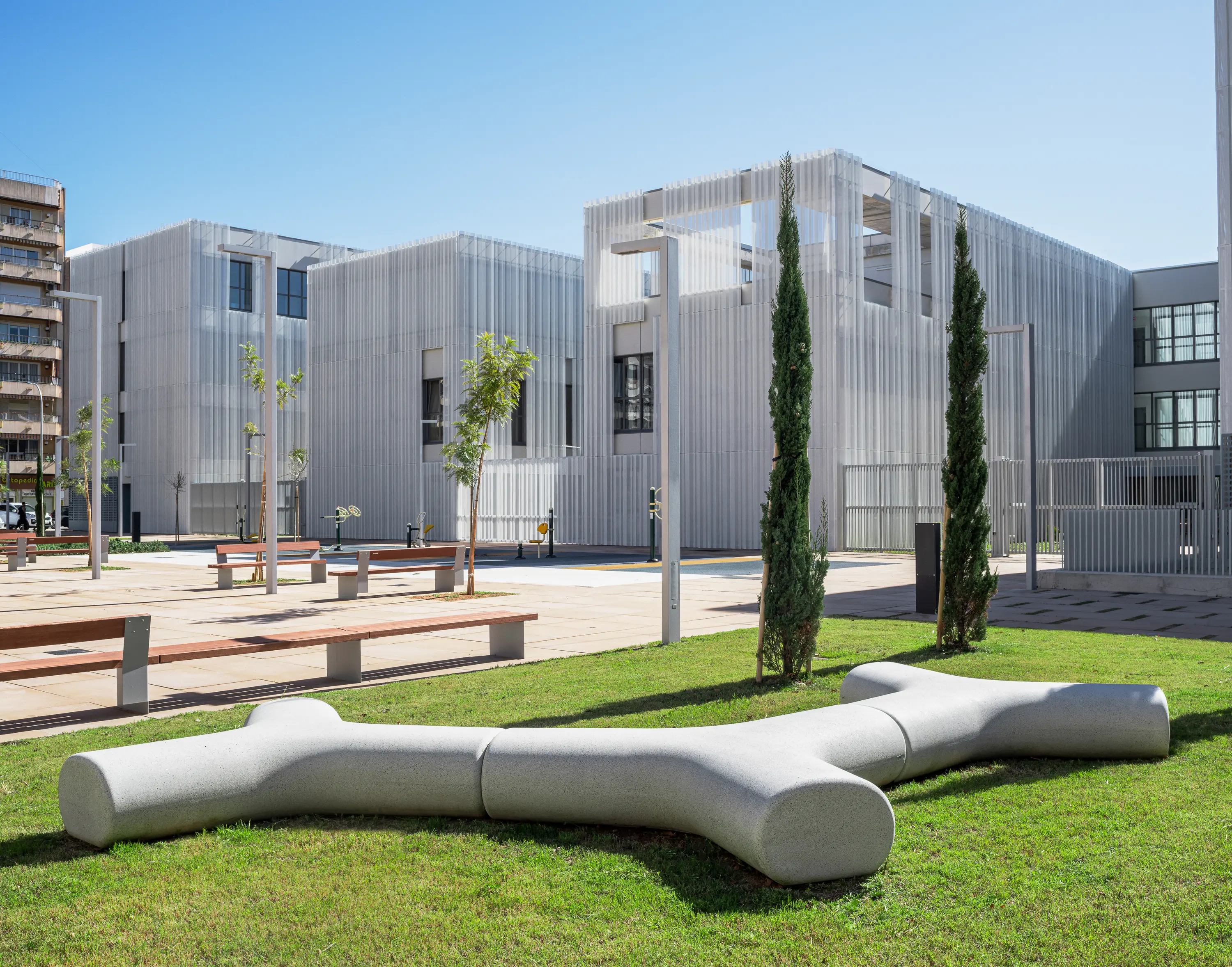 Durbanis - Cinnamon S Curve