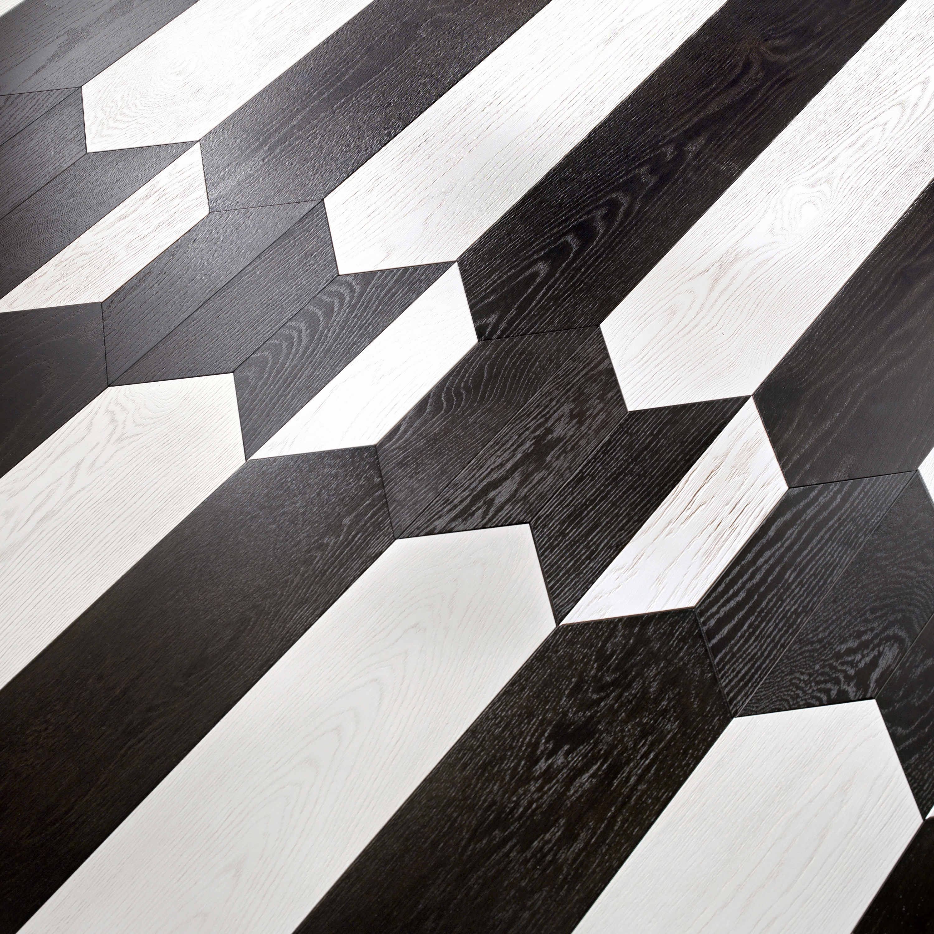Produkt Special Panel Matita Installation | 172 des Herstellers Foglie d’Oro anzeigen