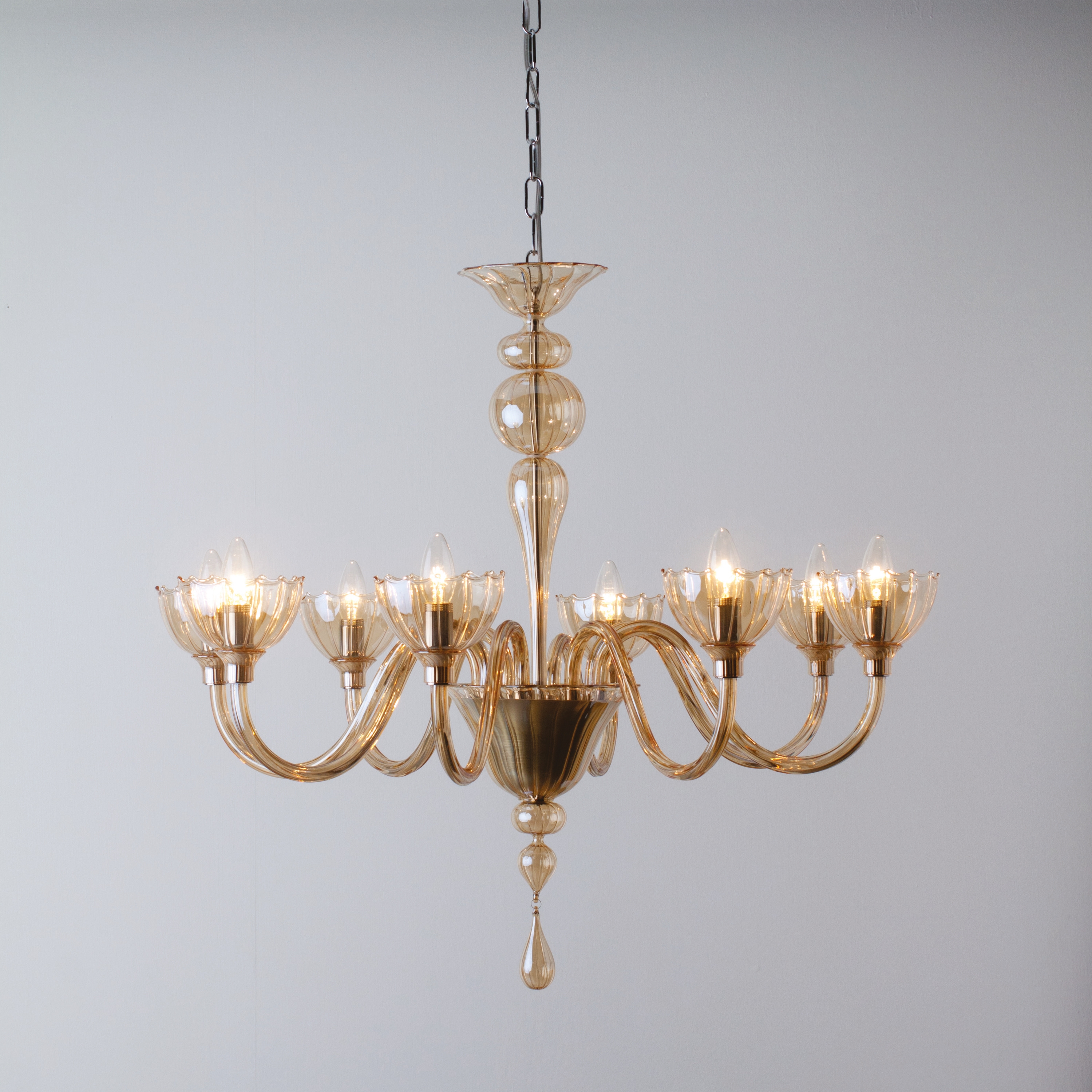 Mostrar el producto Color Chandelier 8 Lights del fabricante Cangini e Tucci