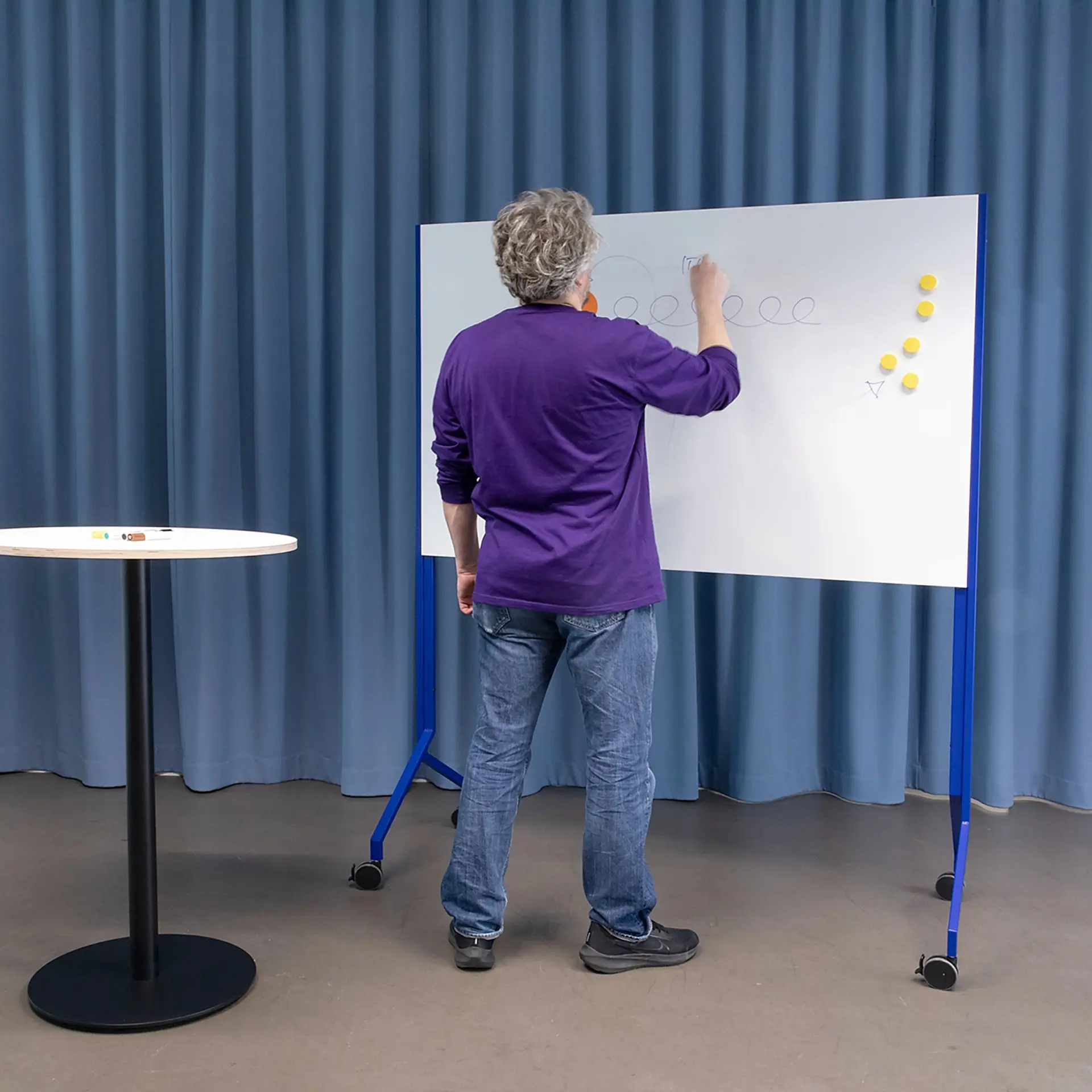 modulor - Modulor roll-around cabinet 90 L