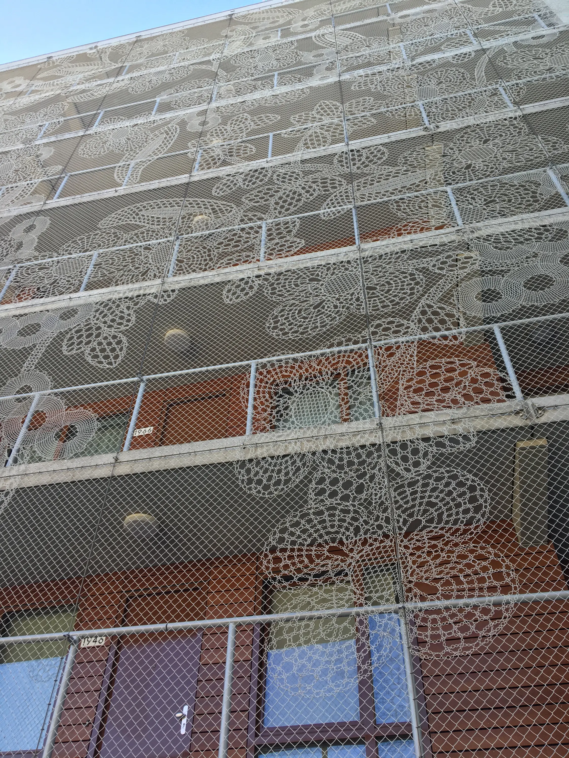 REDFORT - Lace Fence