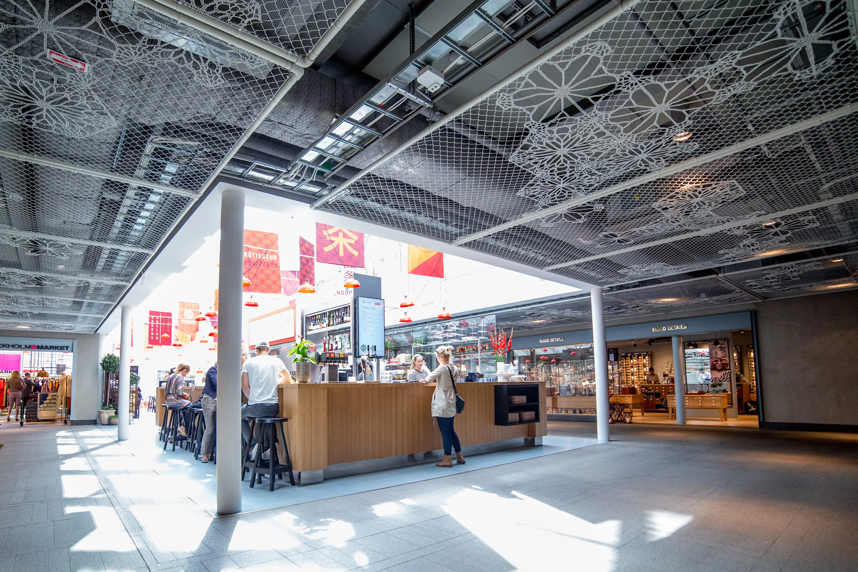 REDFORT - Lace Fence