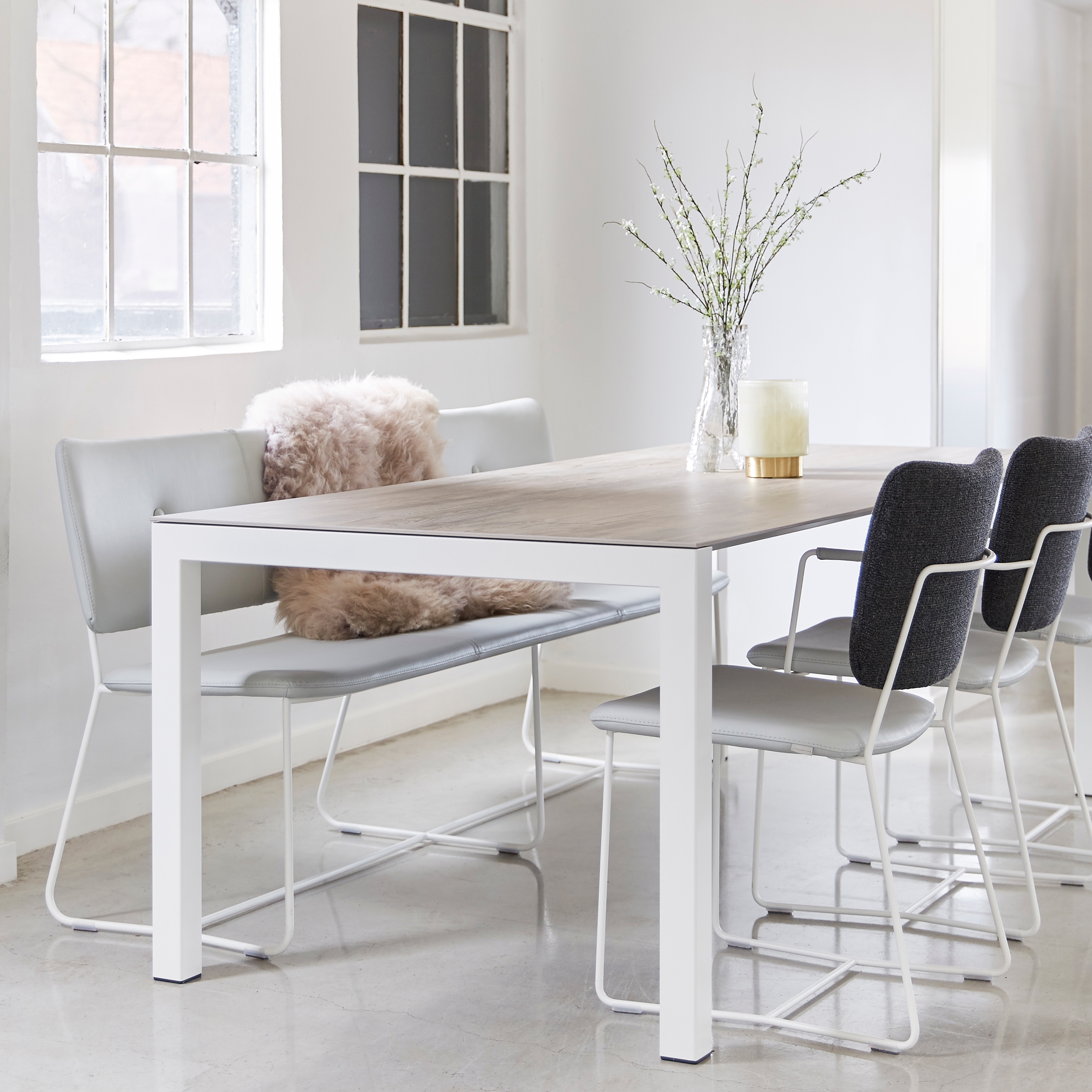 DININGBENCHES