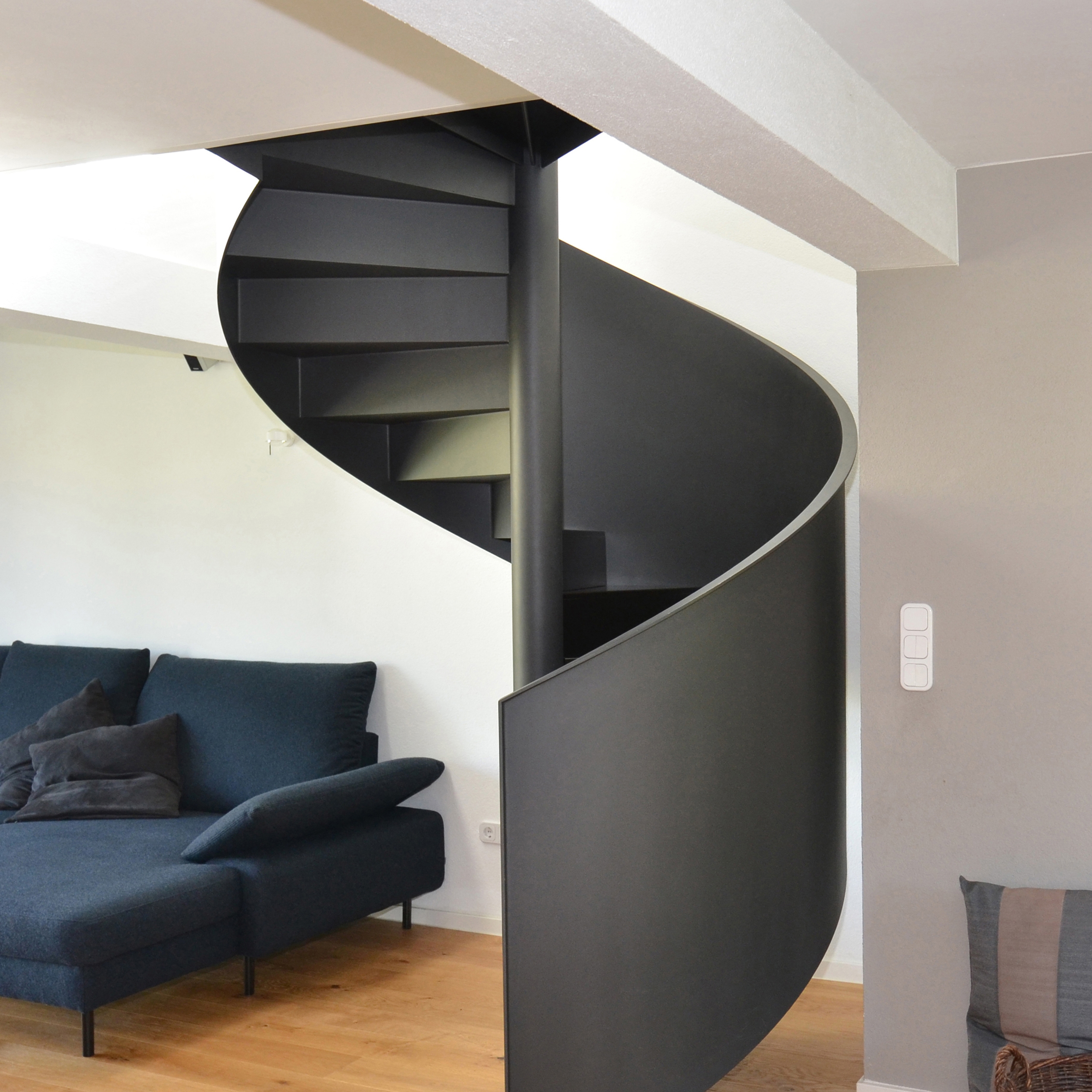 NEWEL STAIRS