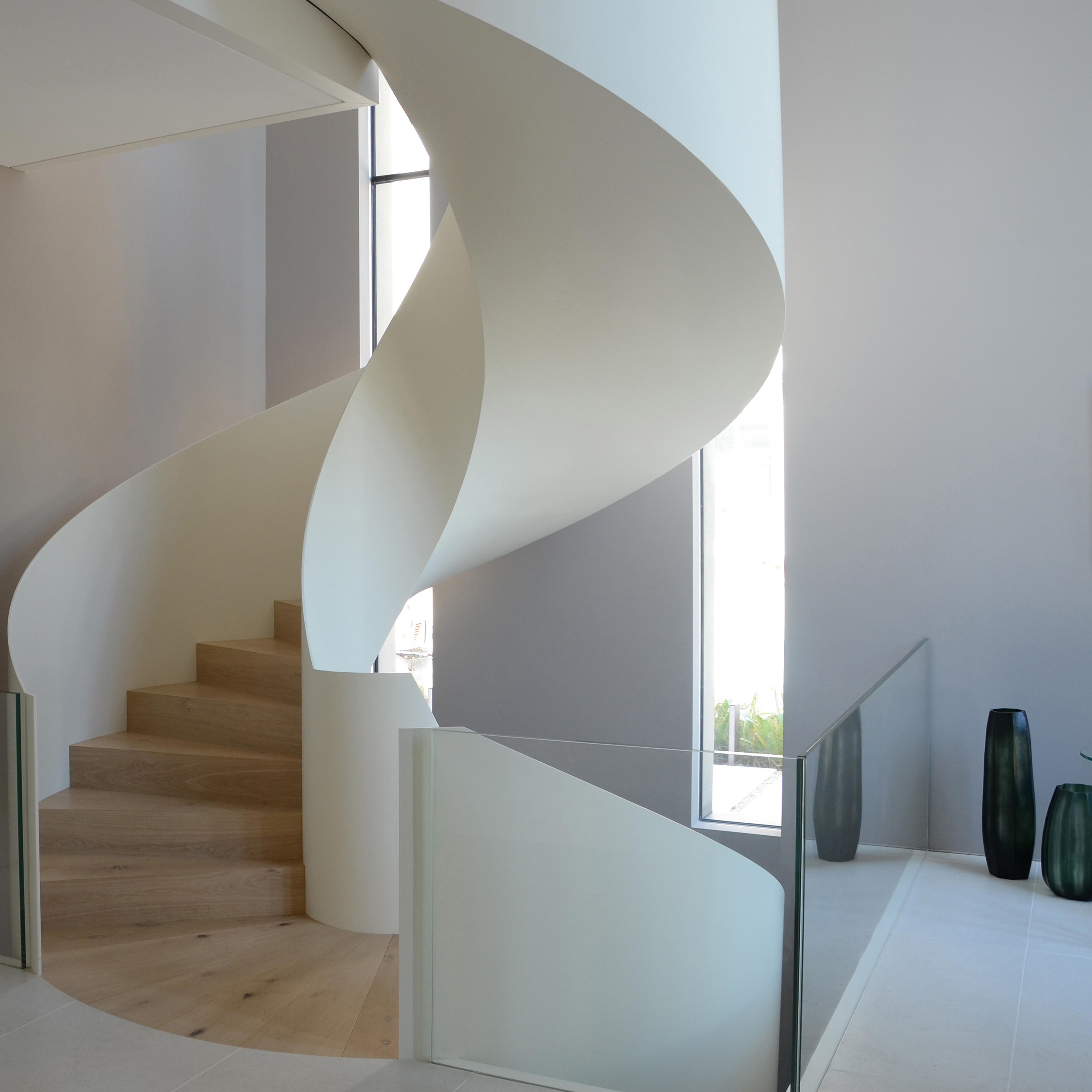Produkt Stilvolle Treppenskulptur in einem Privathaus am Bodensee des Herstellers MetallArt Treppen anzeigen