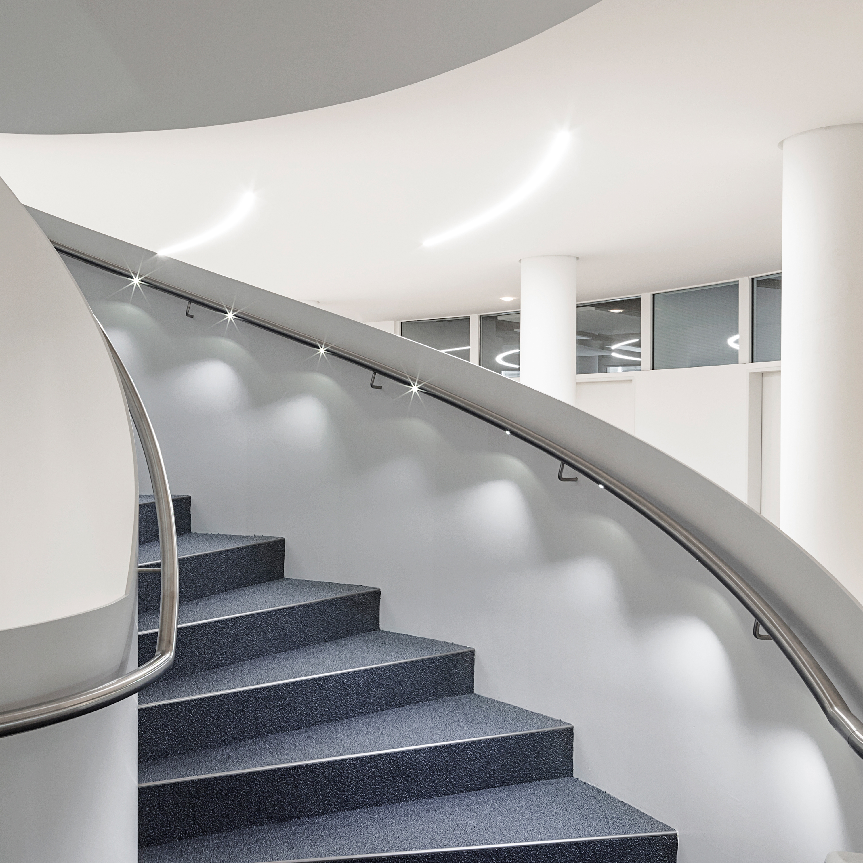 Produkt LED-Handlaufbeleuchtung als Designelement des Herstellers MetallArt Treppen anzeigen